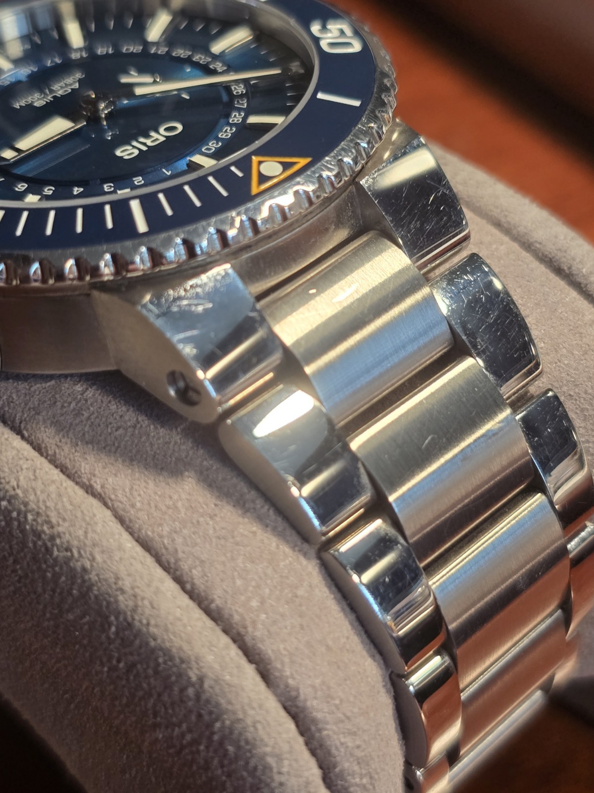 Oris Aquis Great Barrier Reef III Limited Edition Blue 43.5mm Watch 01 743 7734