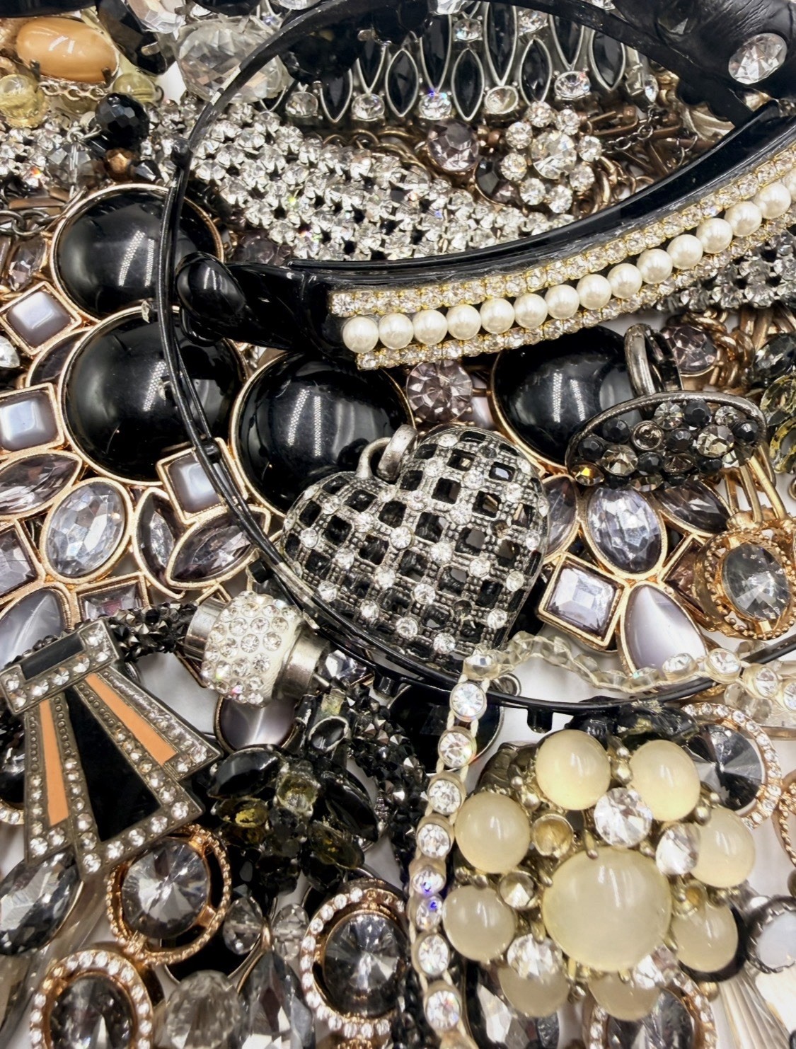 Vtg Black White Rhinestone Repair Craft Scrap Wedding Christmas Lbs Jewelry Art