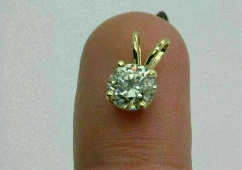 2Ct Round Cut Lab-Created Diamond Pendant With 18″ Chain 14k Yellow Gold Plated