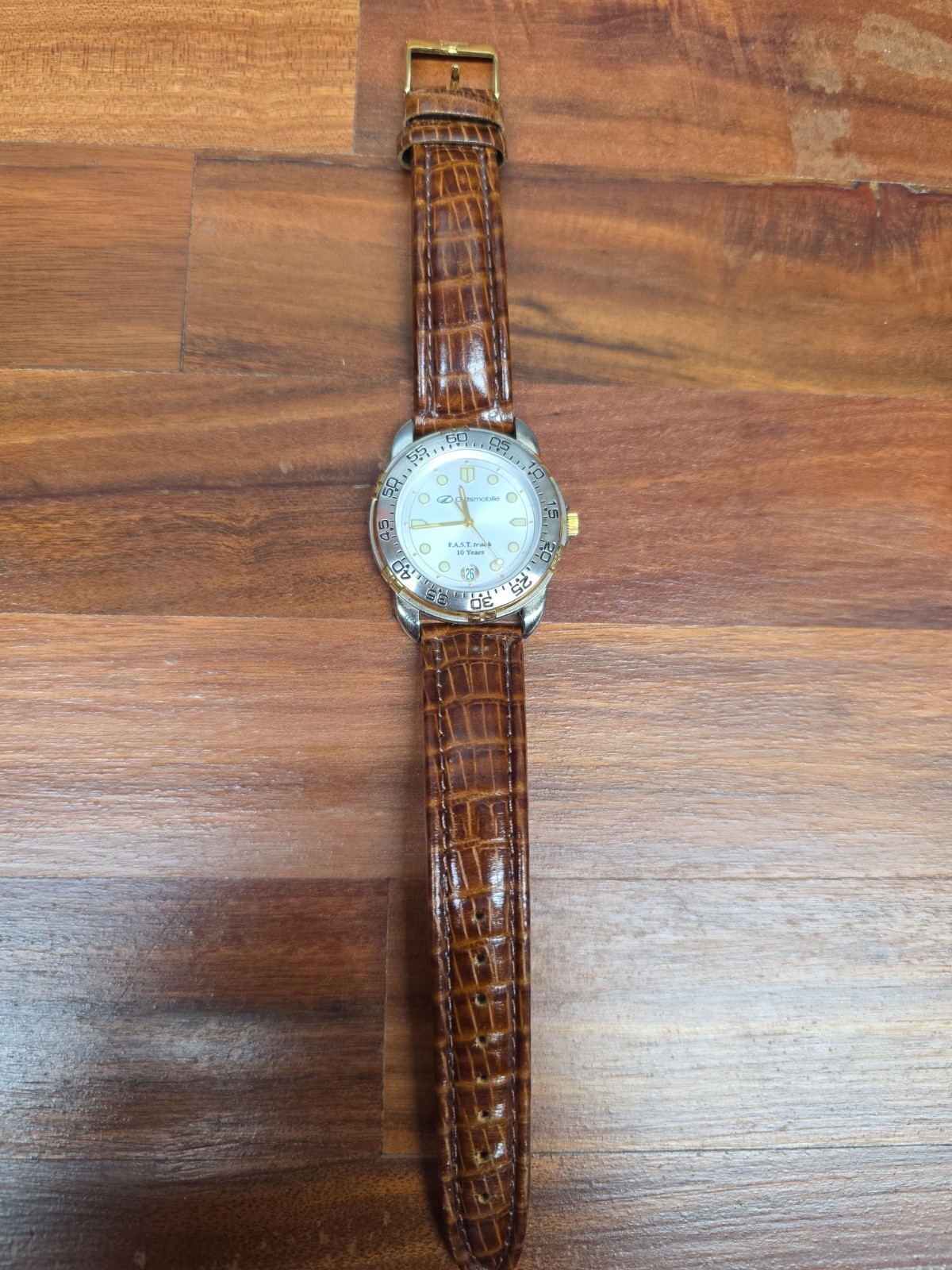 Oldsmobile F.A.S.T. Track 10 Years Luger Mens Swiss Watch Quartz Never Worn Nib