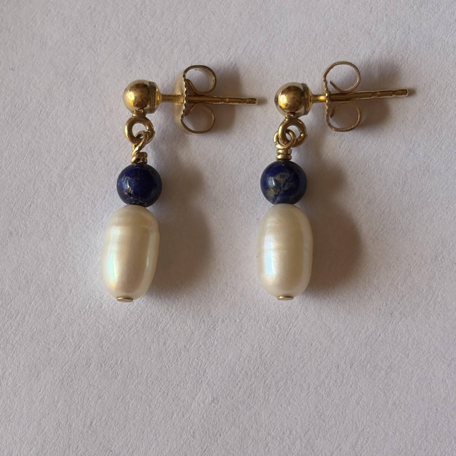 14kt Gold Pearl And Lapis Earrings