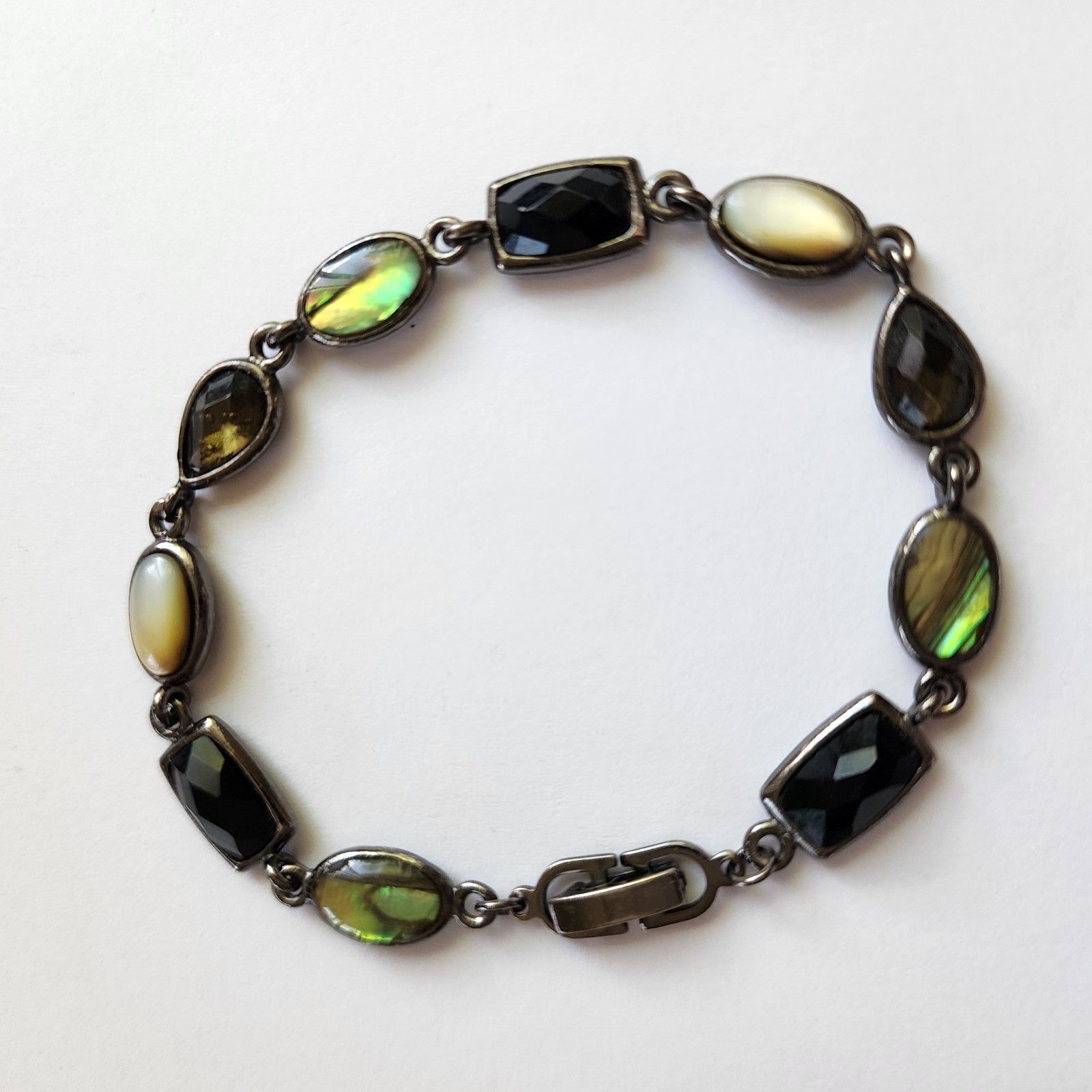 Lia Sophia Rococo Gunmetal Link Bracelet with Abalone Shell and Black 7.5″ long