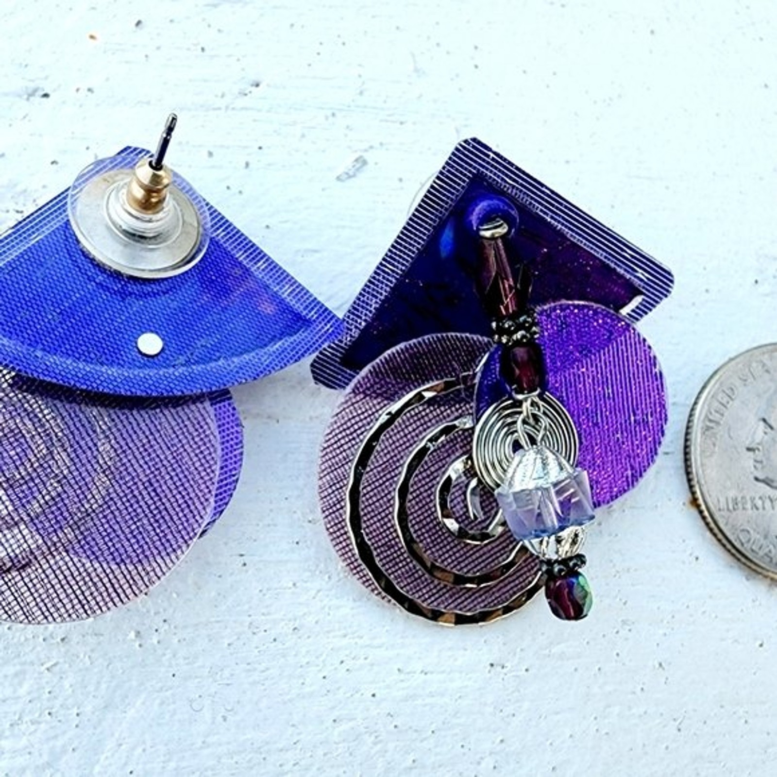Shades of purple Memphis geometric triangle mesh circles Egyptian revival earrin
