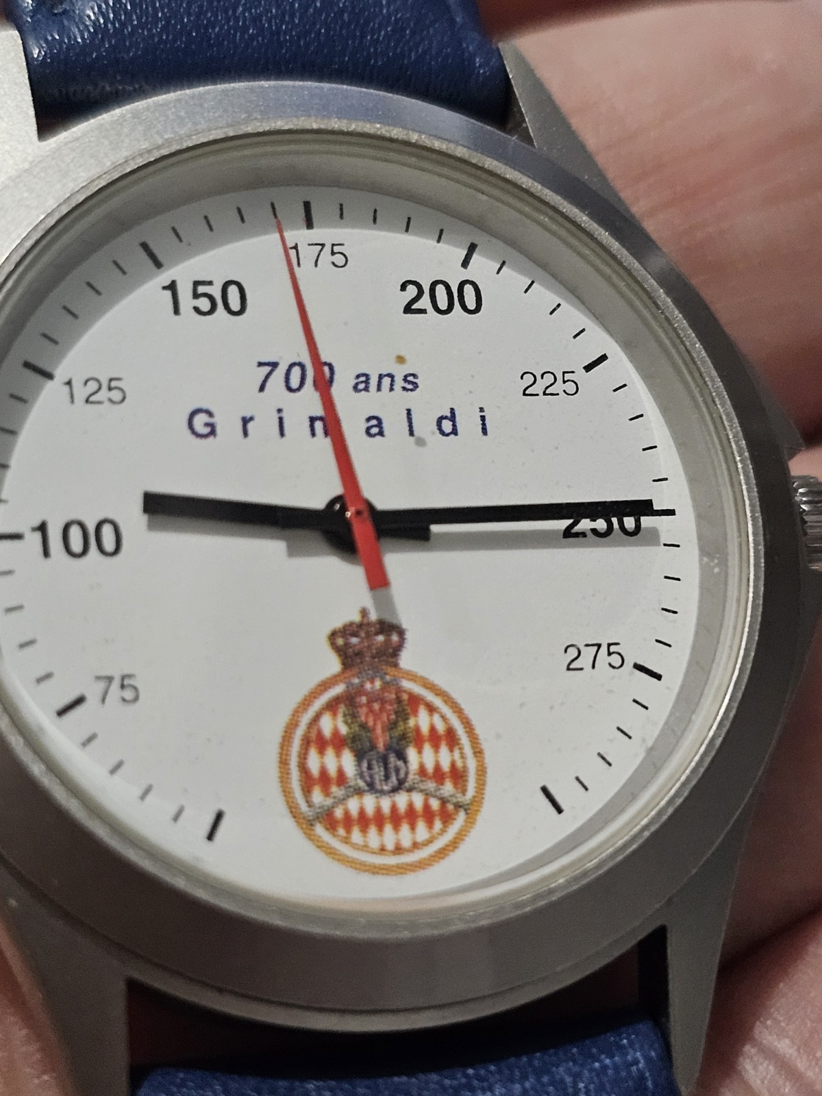 VINTAGE 1997 CLUB MONACO GRIMALDI 700 YEARS MONTE-CARLO AUTOMOBILE WATCH