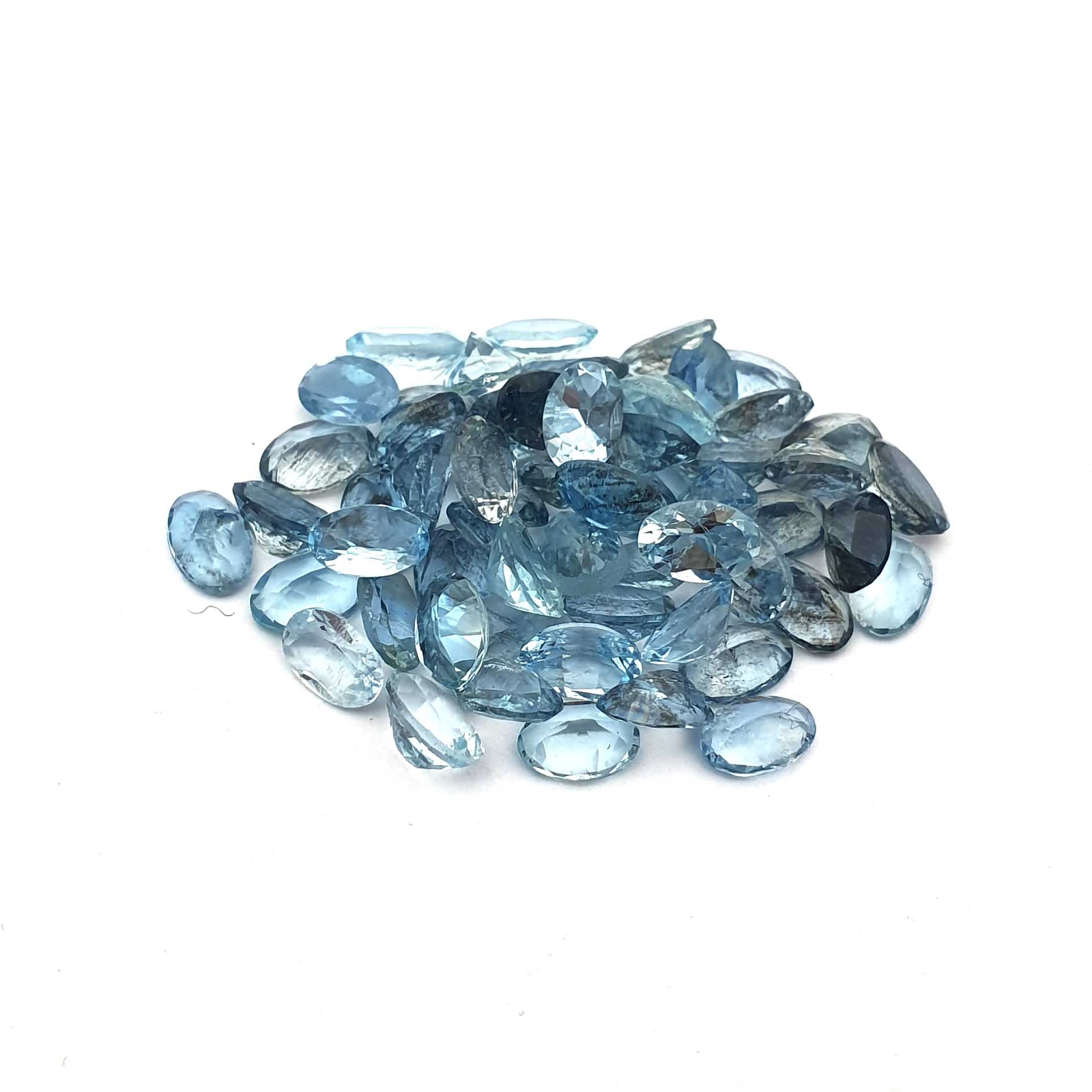Natural Aquamarine Oval Cut Loose Gemstone Lot 13 Pcs 4*6 MM 5 CT