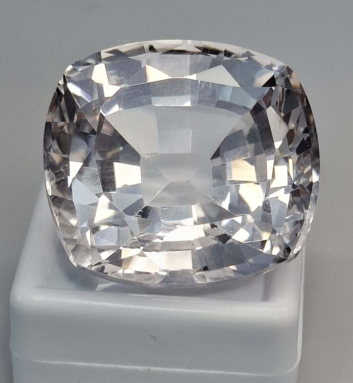 White Sapphire Cushion Cut 125-127 Ct Loose Natural Certified Gemstone RK251