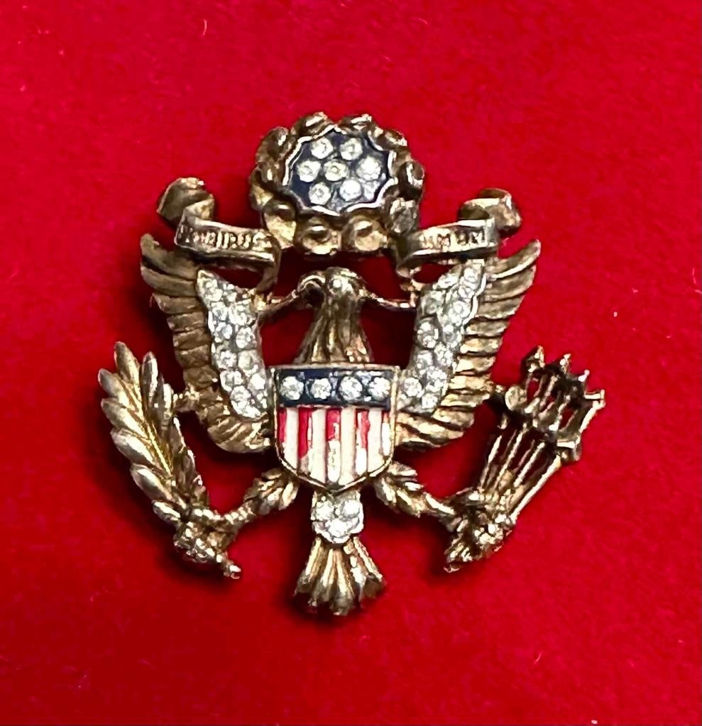 Vtg. Philippe Crown Trifari US Eagle Seal / Insignia Rhinestone Gold Tone Brooch