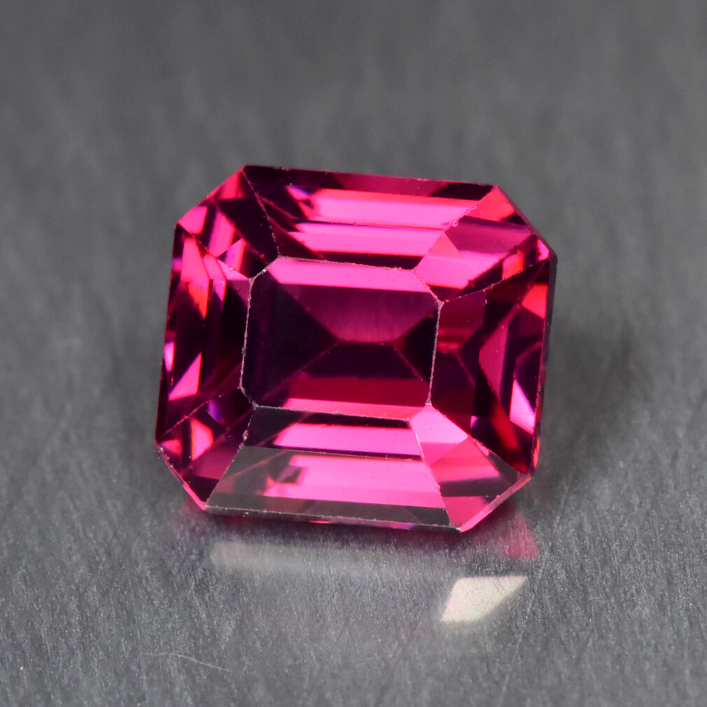 2.02Ct Pleasant AAA+ Grade Pink Color Sri-Lankan Rhodolite Garnet Gemstone