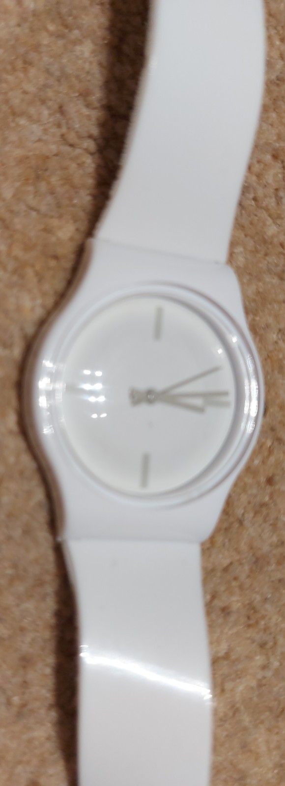 Three Untested Ladies Watches – one is New Look, one is Quartz – analogue 12 hr
