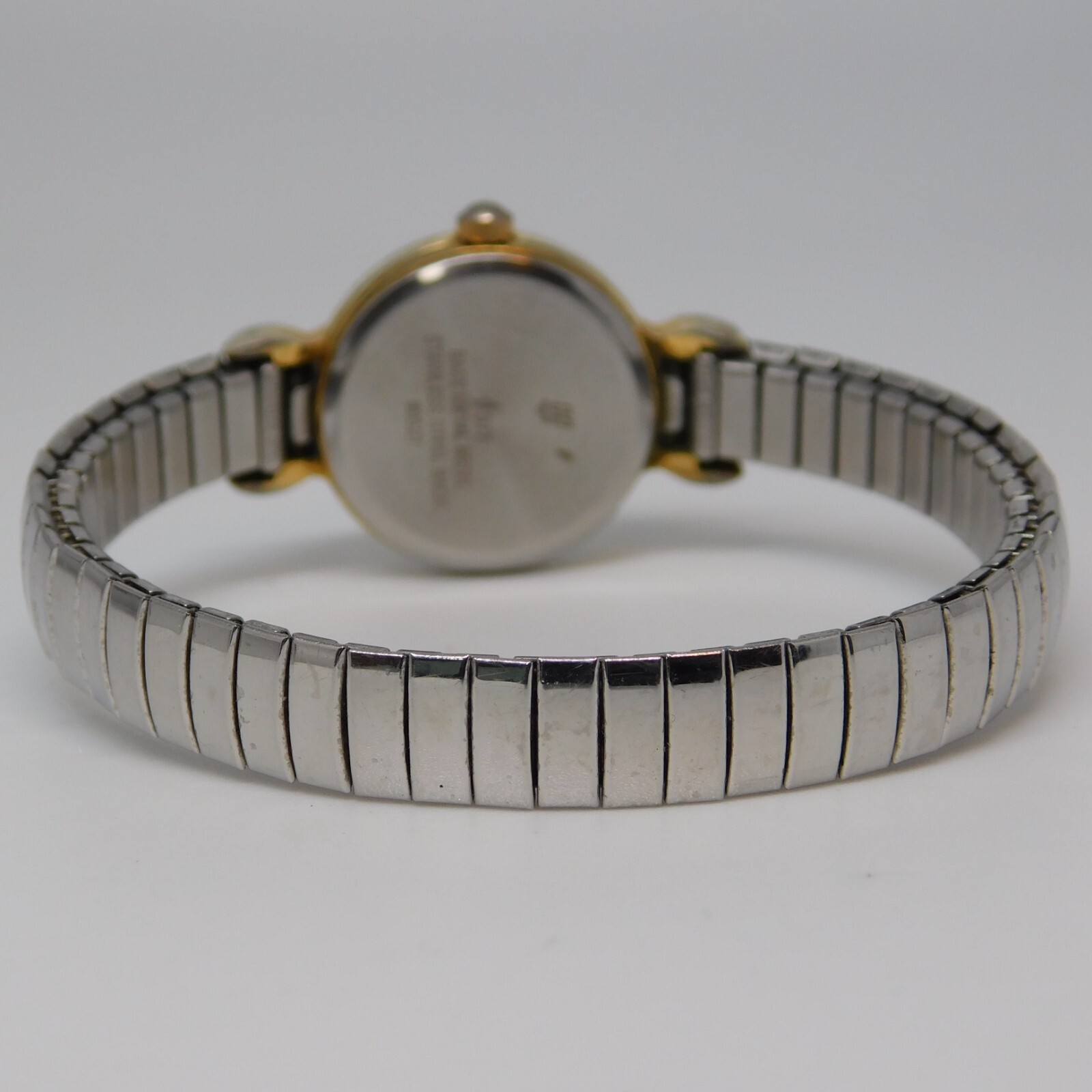 HELBROS 8052T Two Tone Quartz Analog Women’s Watch sz. 6″ New Battery