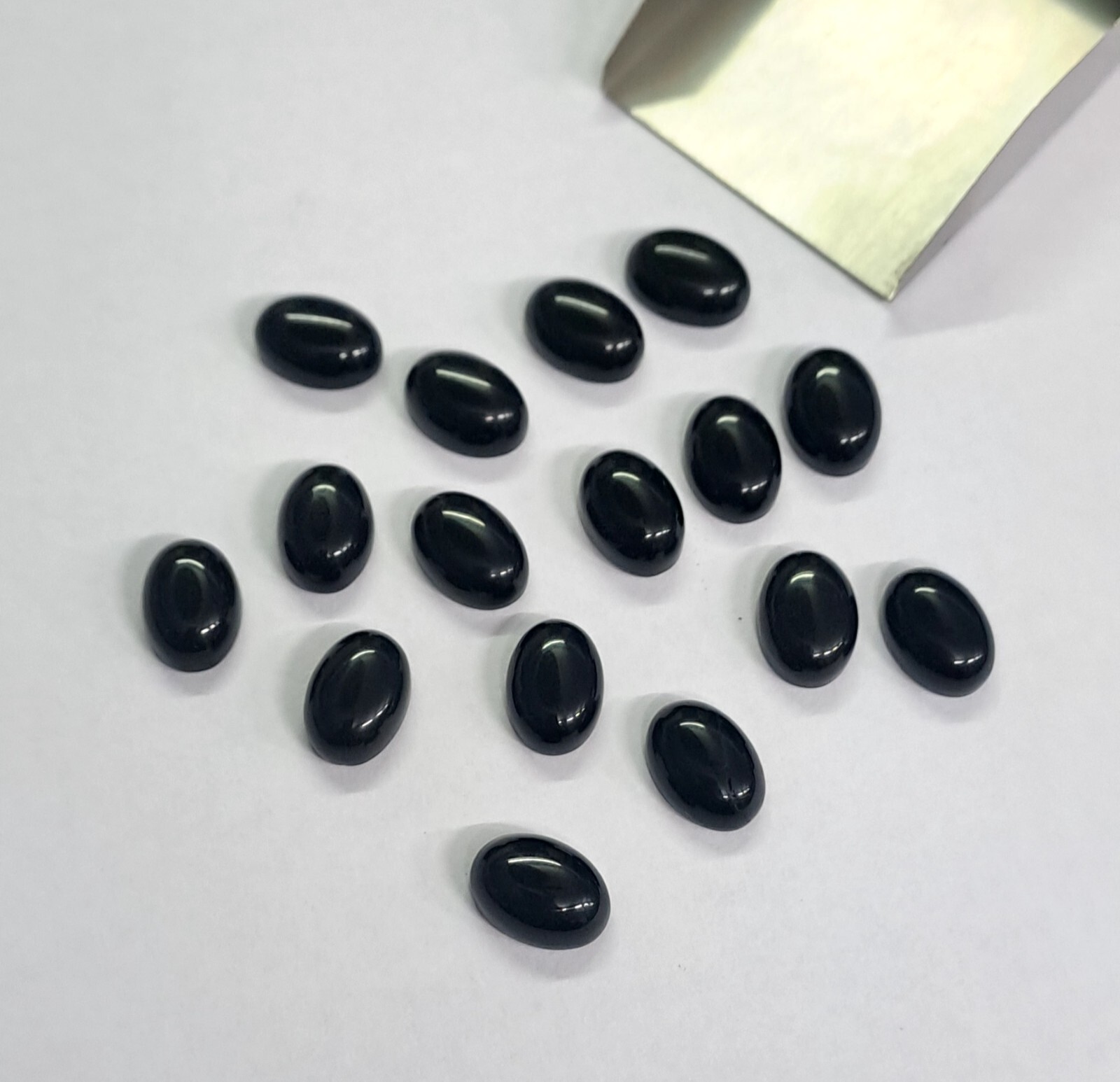 [WHOLESALE] NATURAL BLACK ONYX CABOCHON OVAL SHAPE LOOSE GEMSTONE