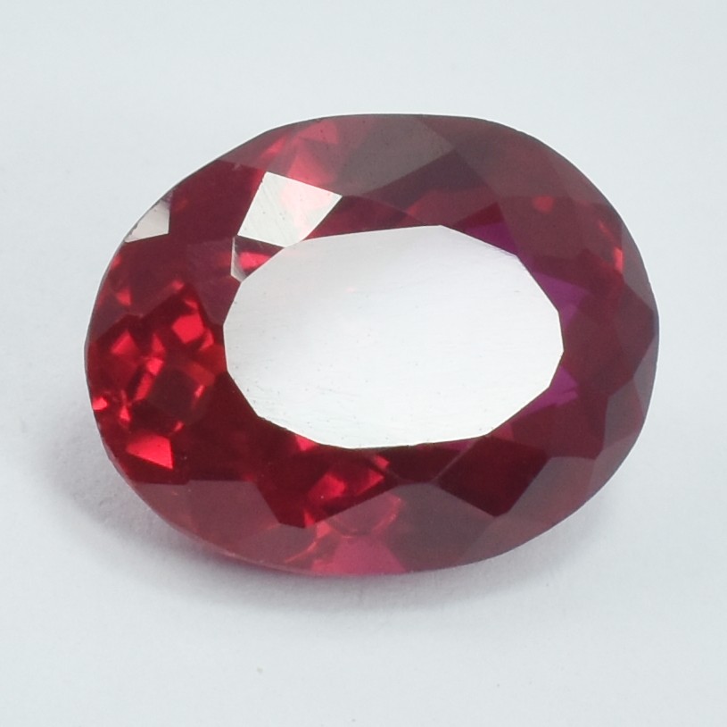 Red Ruby 6.00 Carat Natural Oval Shape Loose Gemstone CERTIFIED