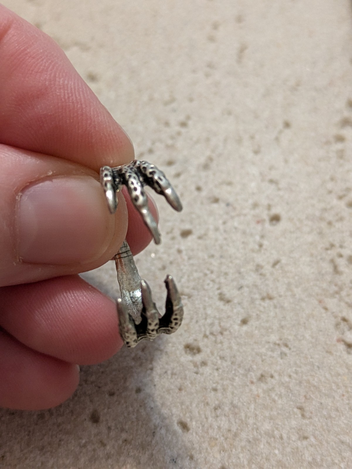 Bird Claw Ring Size 8 In Silver Tone Novelty Whimsical Gothic