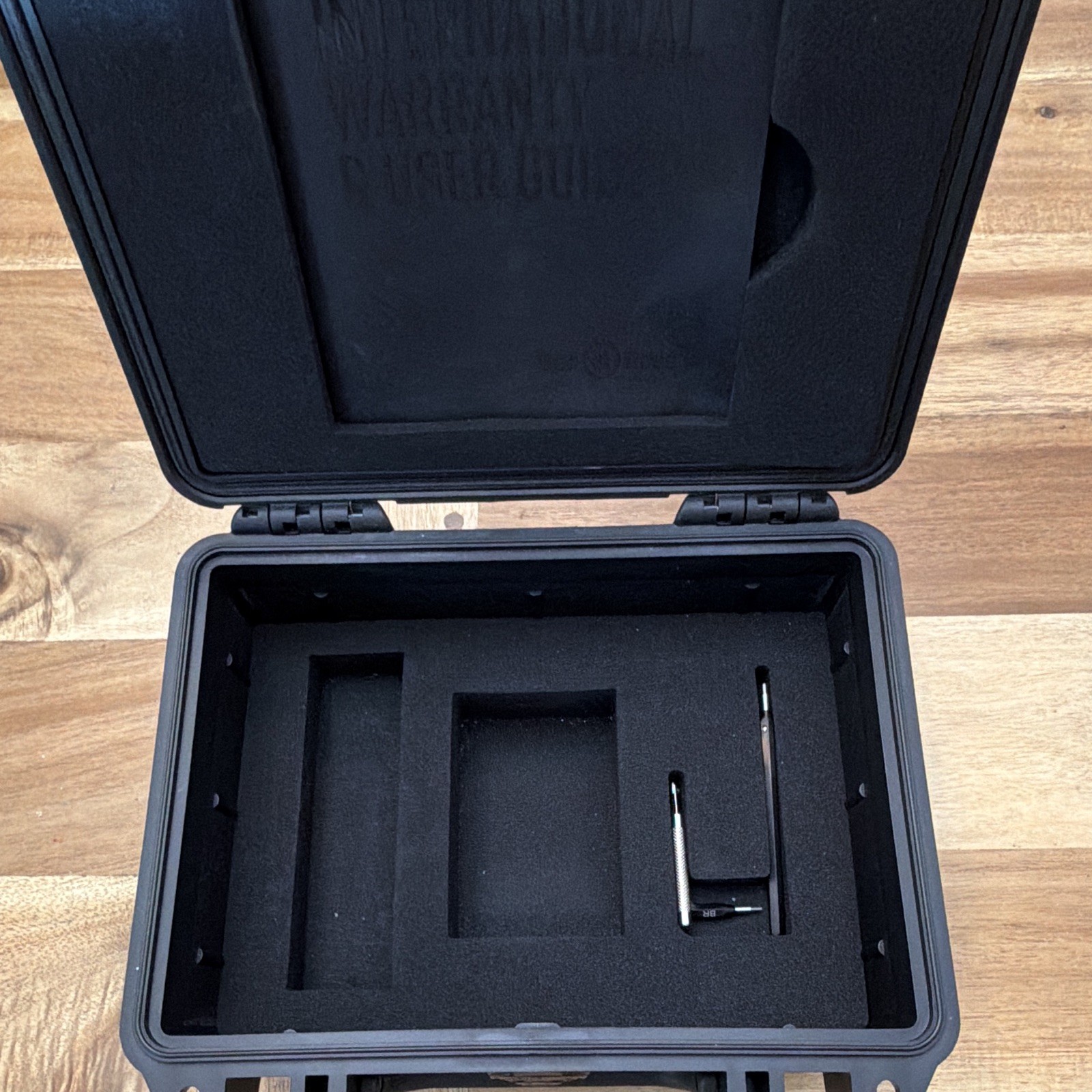 Bell & Ross BR-03 DIVER LUM OUTLINE 42 mm – BR03A-D-OL-CE/SRB Auto