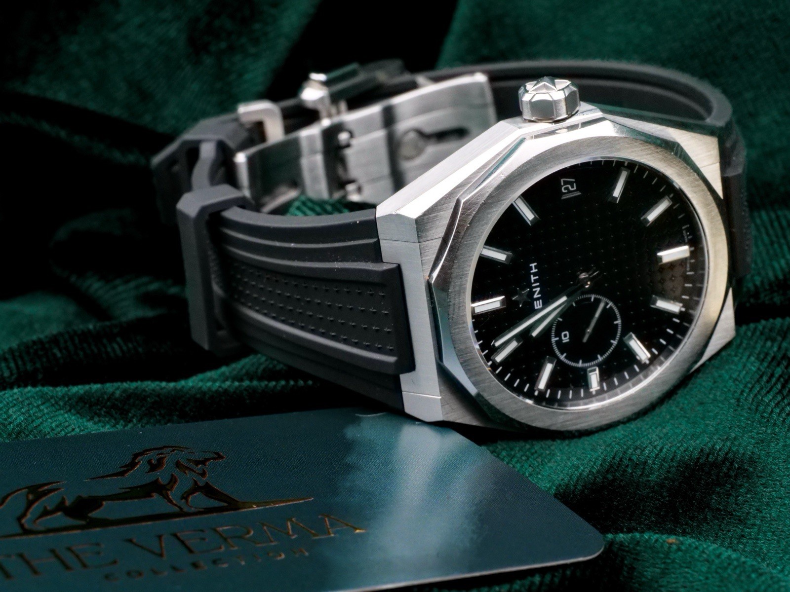 Zenith Defy Black Dial 41mm Stainless 03.9300.3620/21.I001 Complete Full Set