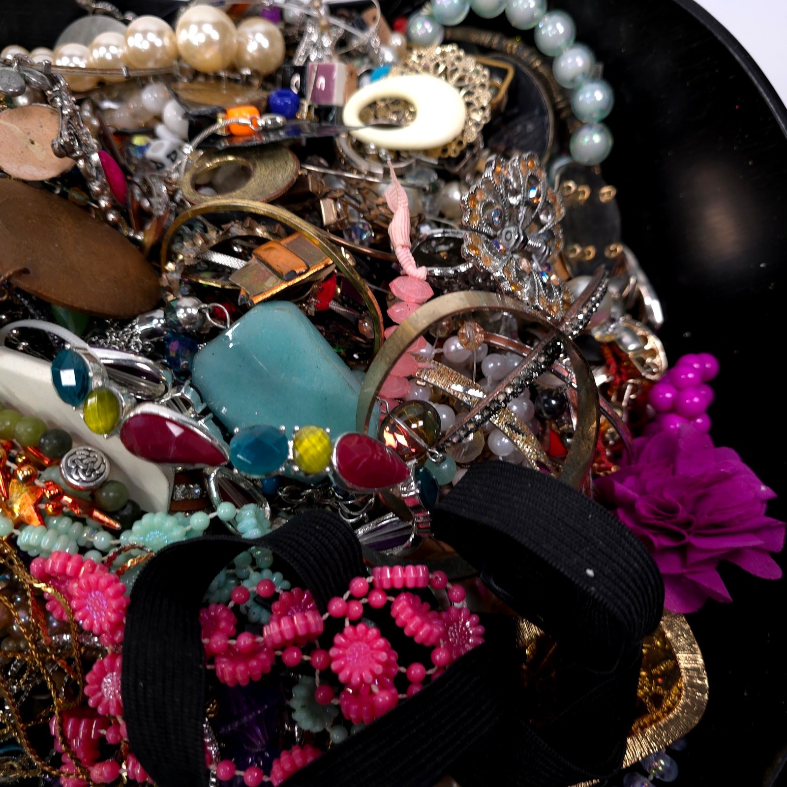 10 lb Vintage to Now Mixed Jewelry Lot Costume Craft Repair Junk Resale J38