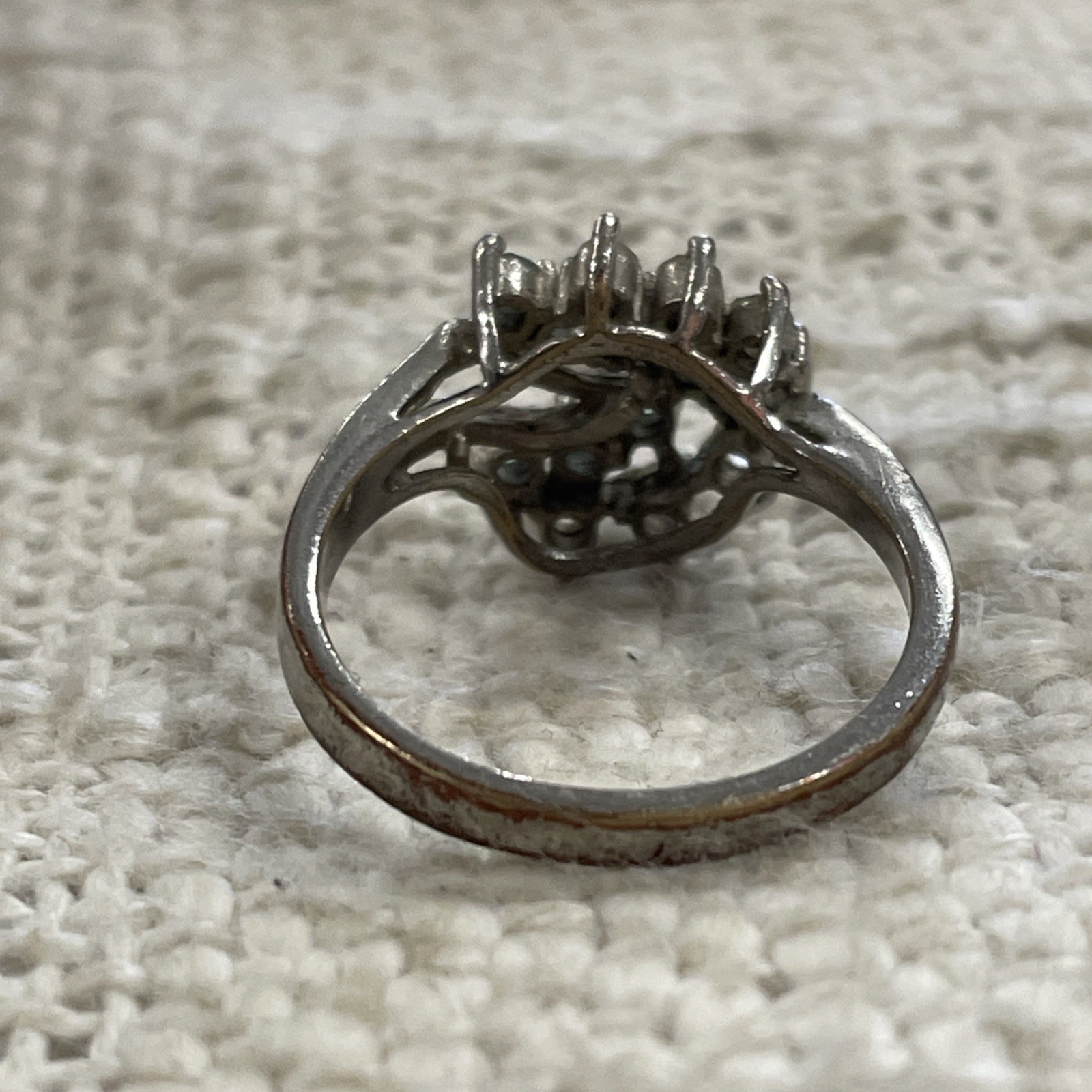 Silver Toned Blue & White Gem Cluster Cocktail Ring Size 9.5