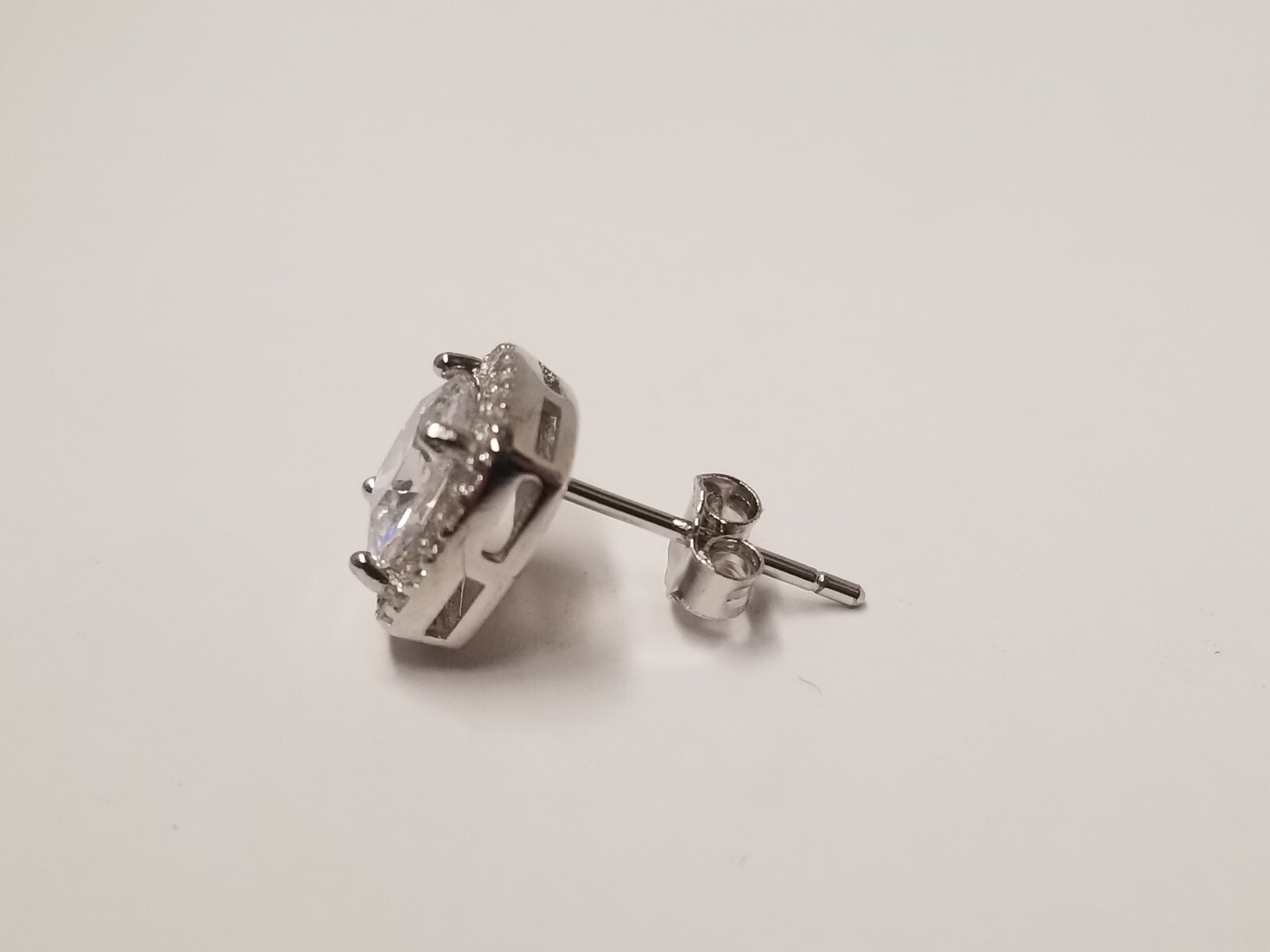 Genevive Jewelry Renée Demi Square Button Sterling Silver Earrings