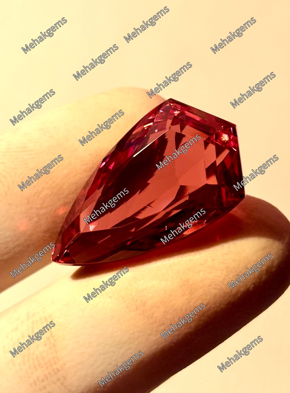 38.Ct Zultanite Gemstone, Shield Cut Color Change Diaspore, Jewelry Focal Stone