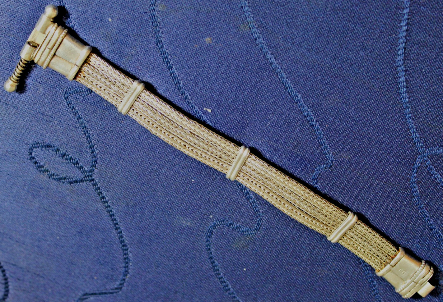BALI ARTISAN DESAK SUARTI WOVEN 900 SILVER STAITON SCREW CLASP BRACELET 46g