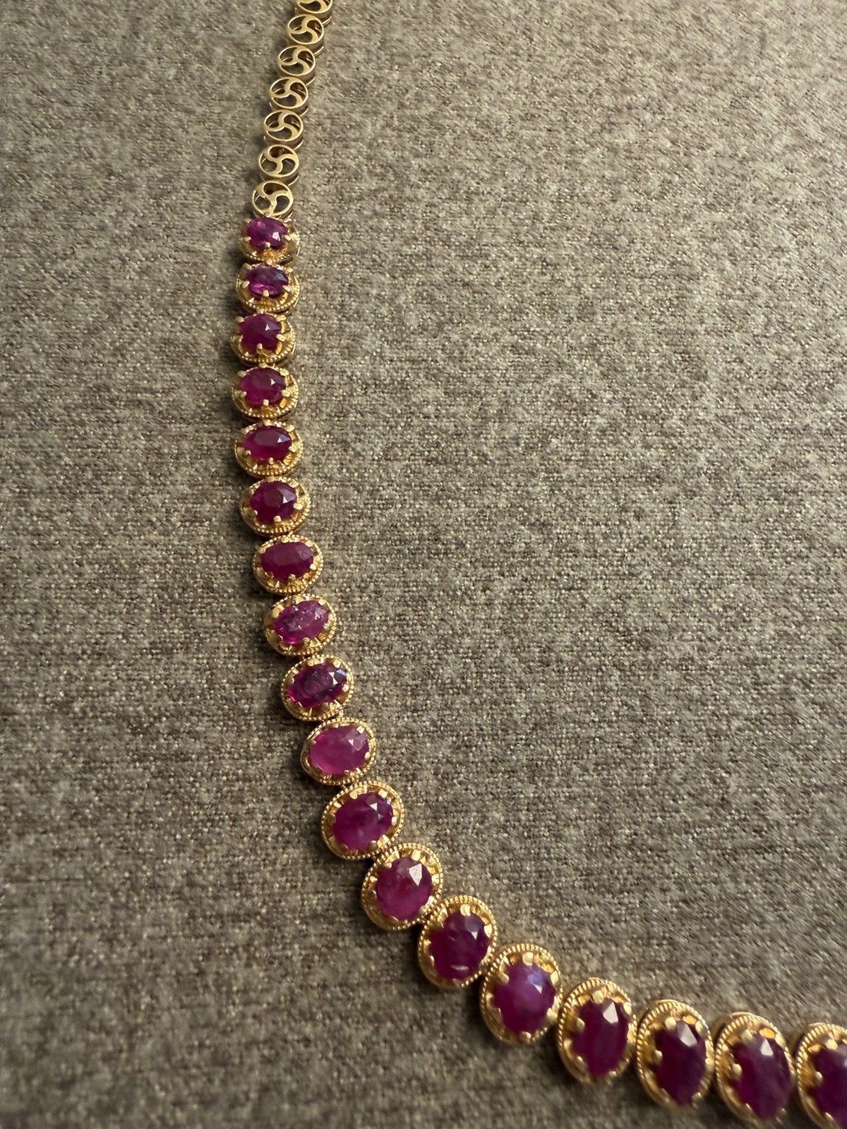 Certified Natural Burma Mogok Unheated Ruby 18 K Solid Yellow Gold Necklace