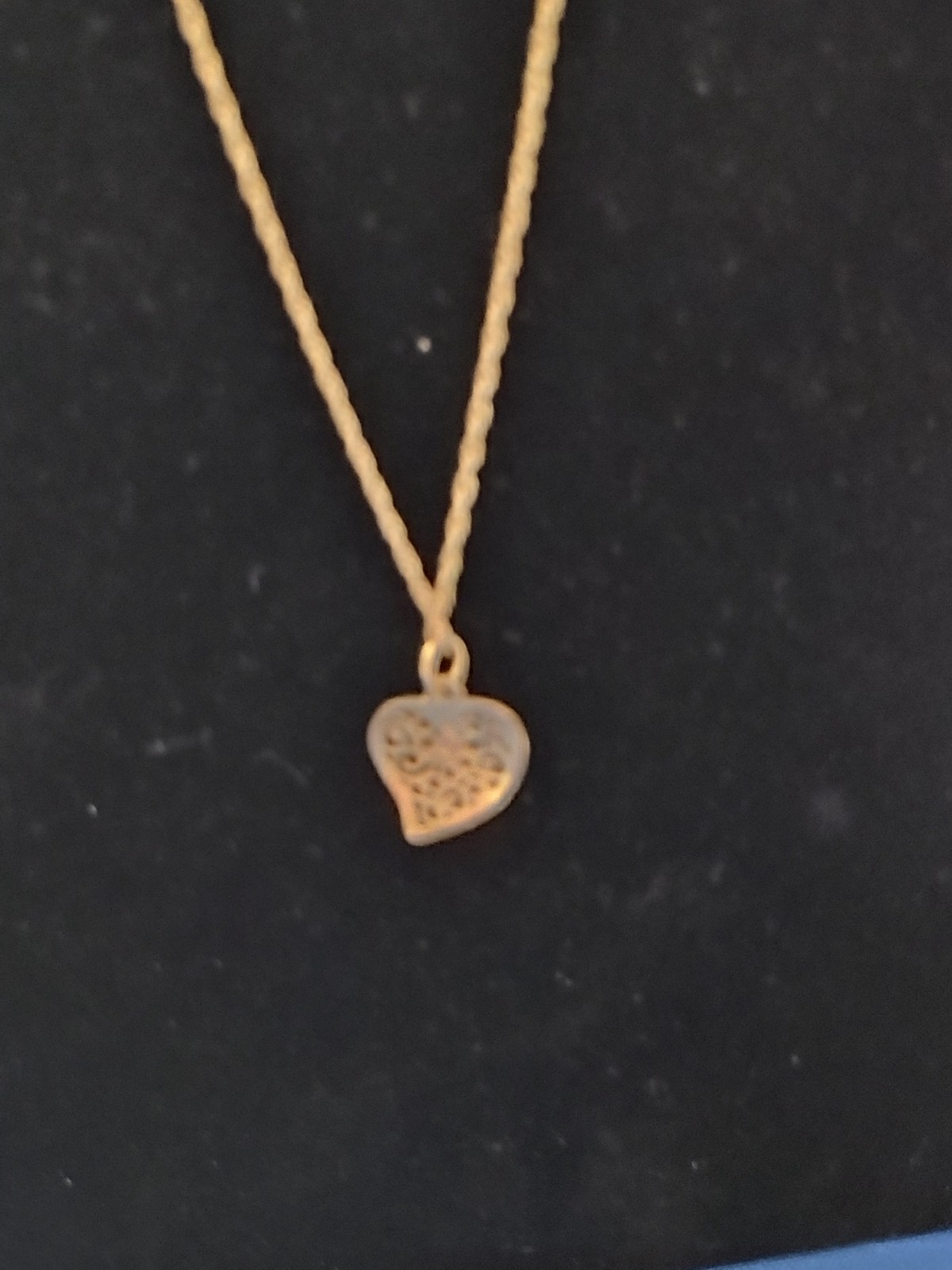 14k Gold Chian. 14 inches long, Heart Pendent 4.3 grams