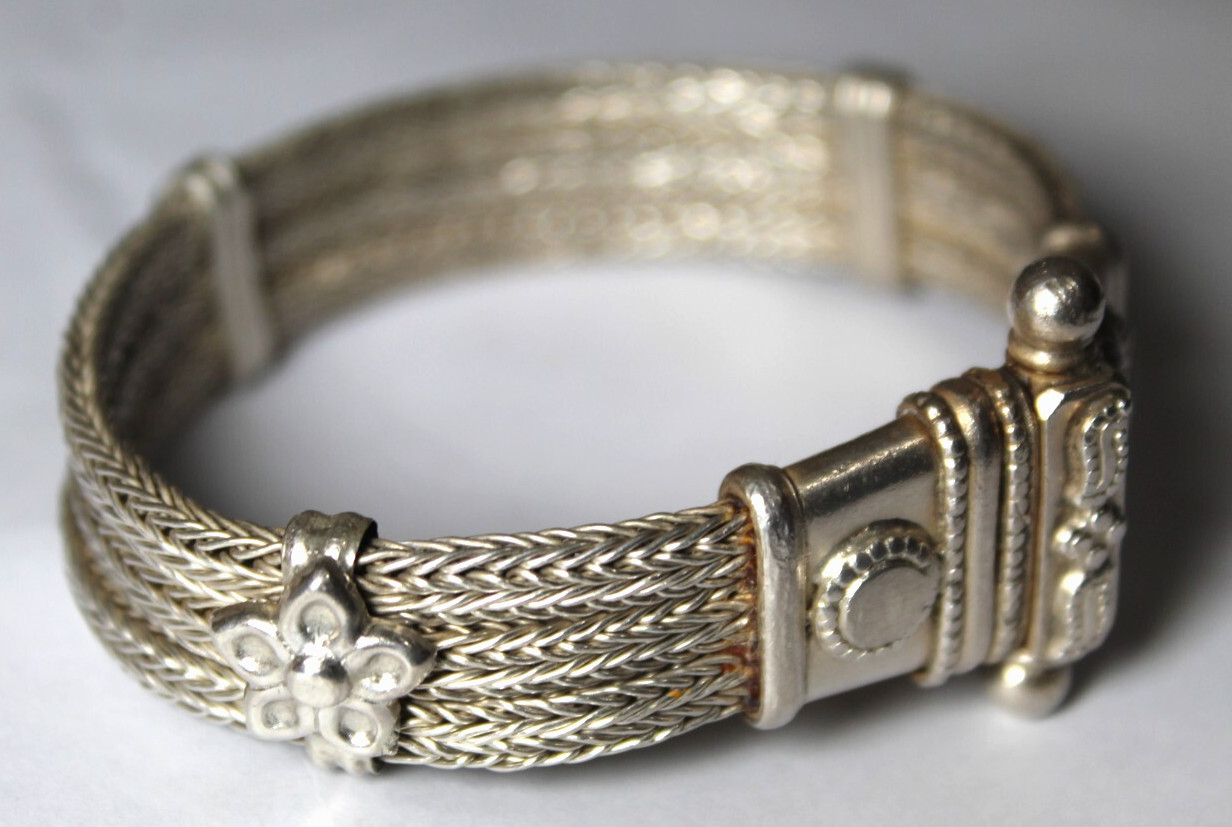 BALI ARTISAN DESAK SUARTI WOVEN 900 SILVER STAITON SCREW CLASP BRACELET 46g