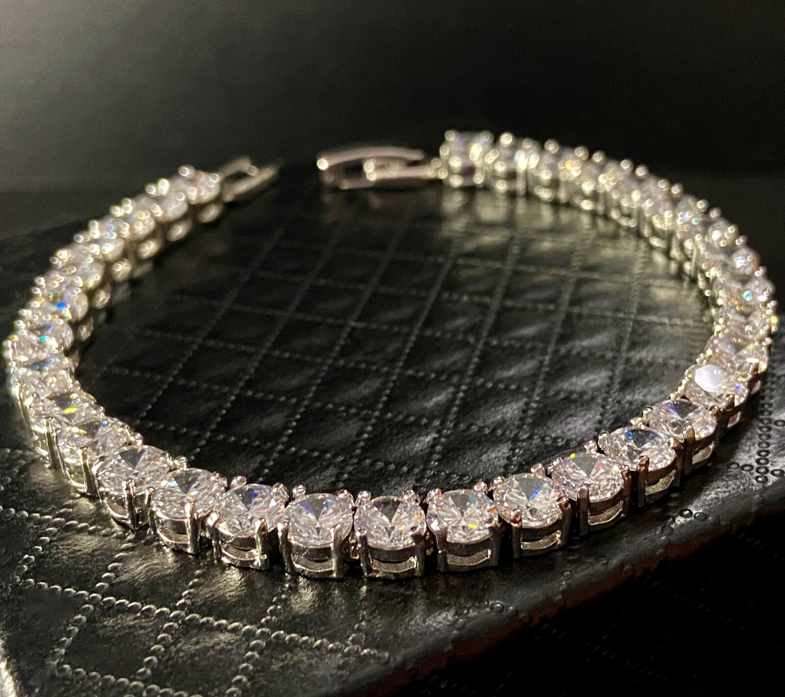 16 cwt Round Simulated Diamond Tennis Bracelet 18k White Gold Plated Over 7.5″
