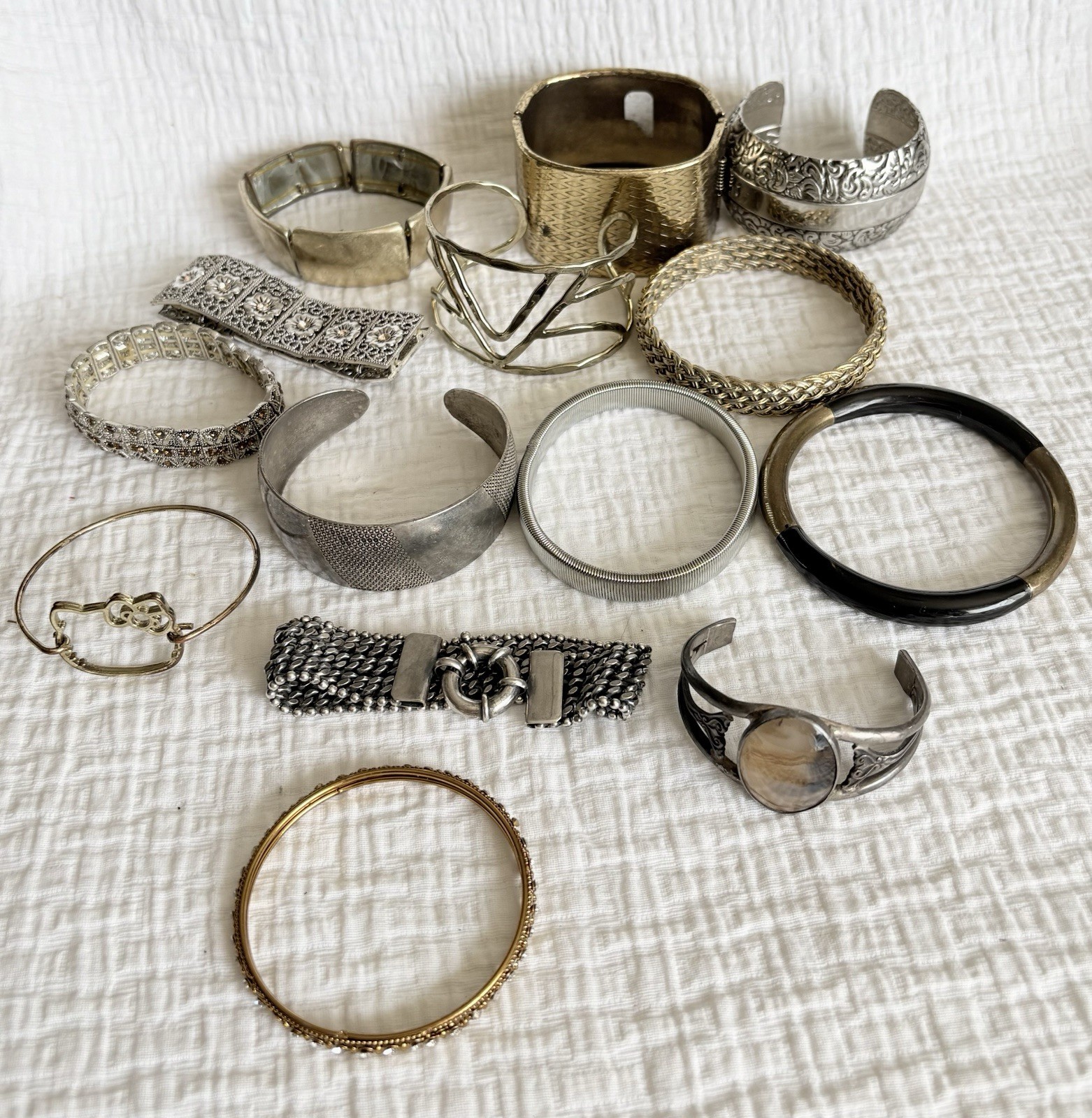 Vtg Boho Bracelets 1-2 Lbs Sell Craft Wear Cuffs Gemstone Beads Charms Untangled