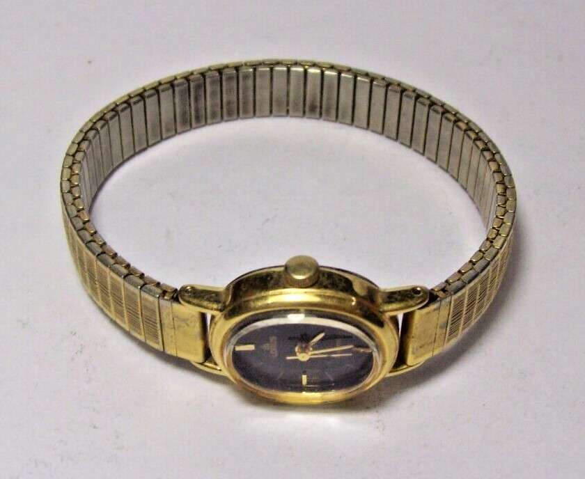 Lorus (by Seiko) Ladies Watch Gold fits 6.25″-6.50″ inches Looks & Runs Great