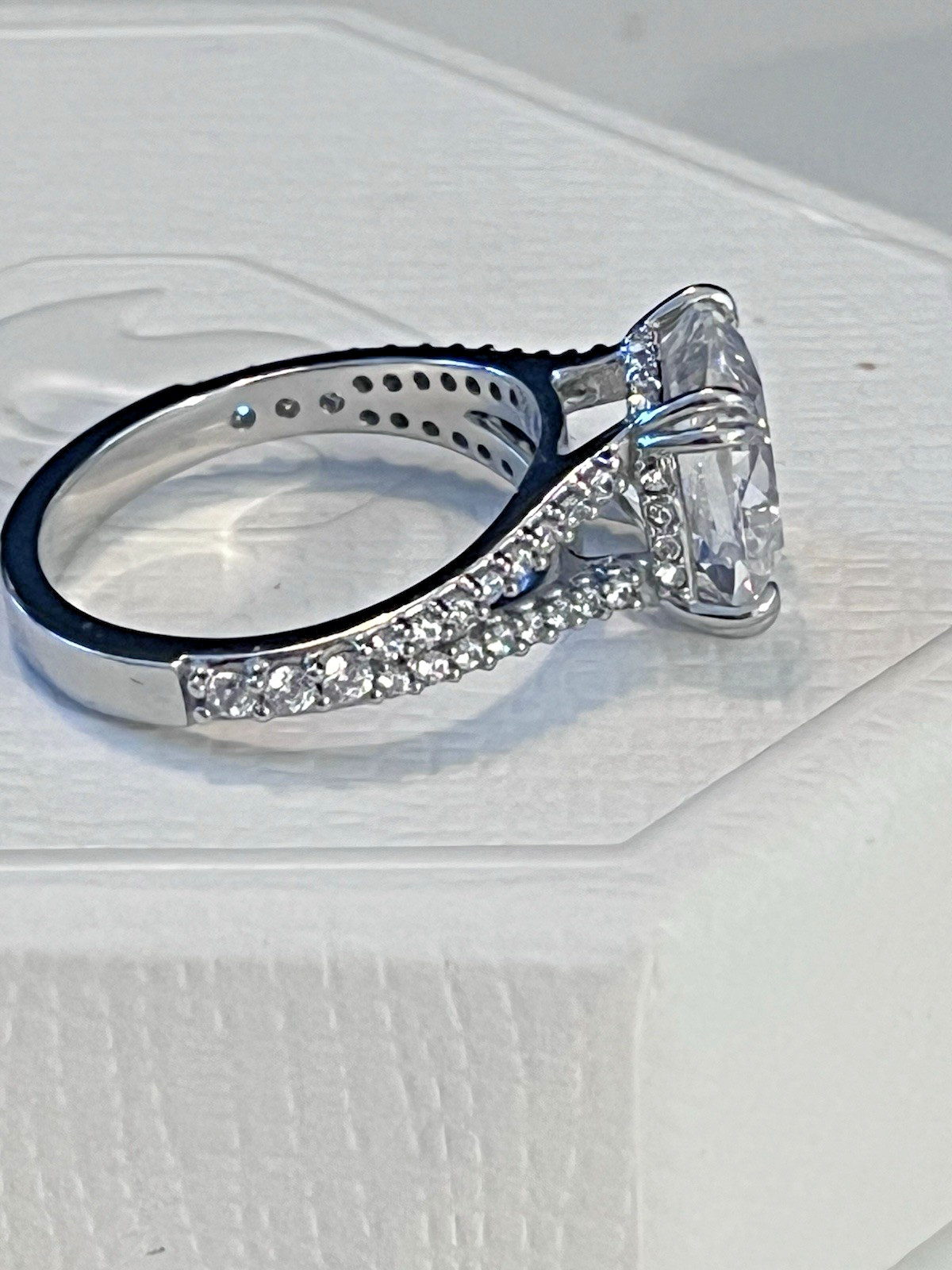 Swarovski Stilla cocktail ring Square cut, Pavé, White Rhodium plated