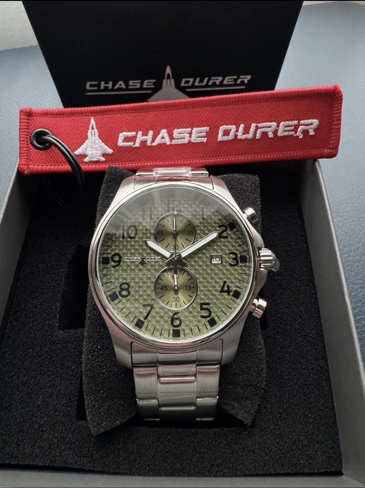 Chase Durer CDW-0094 Mens Watch 45mm Steel Army Green Carbon Fiber Dial New