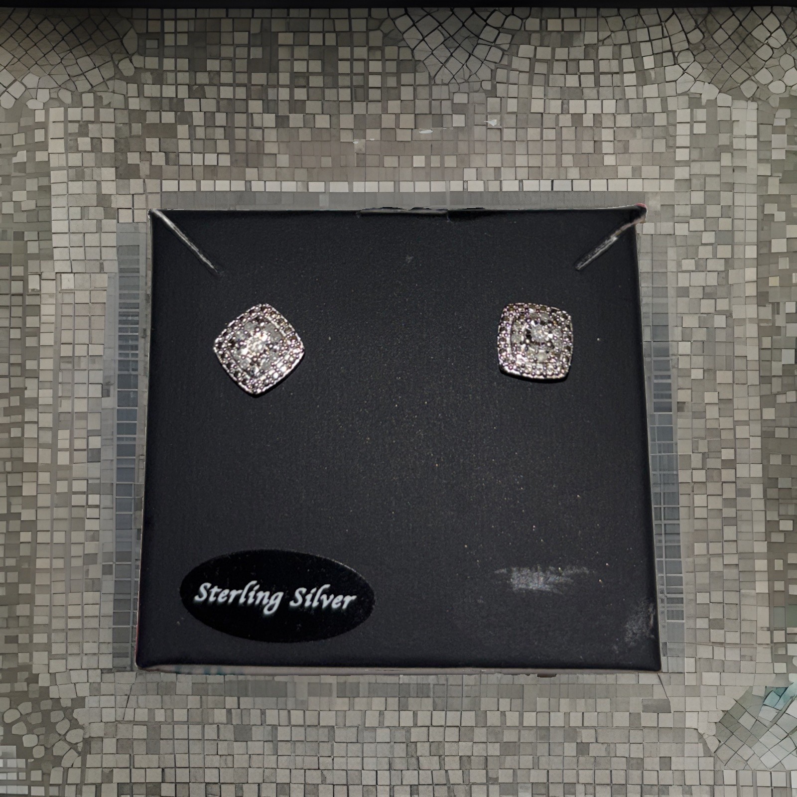 Macy’s Bridge Diamond Diamond Earrings One 1/ 10Th CTTW Crush MRS $200 (MACYS)