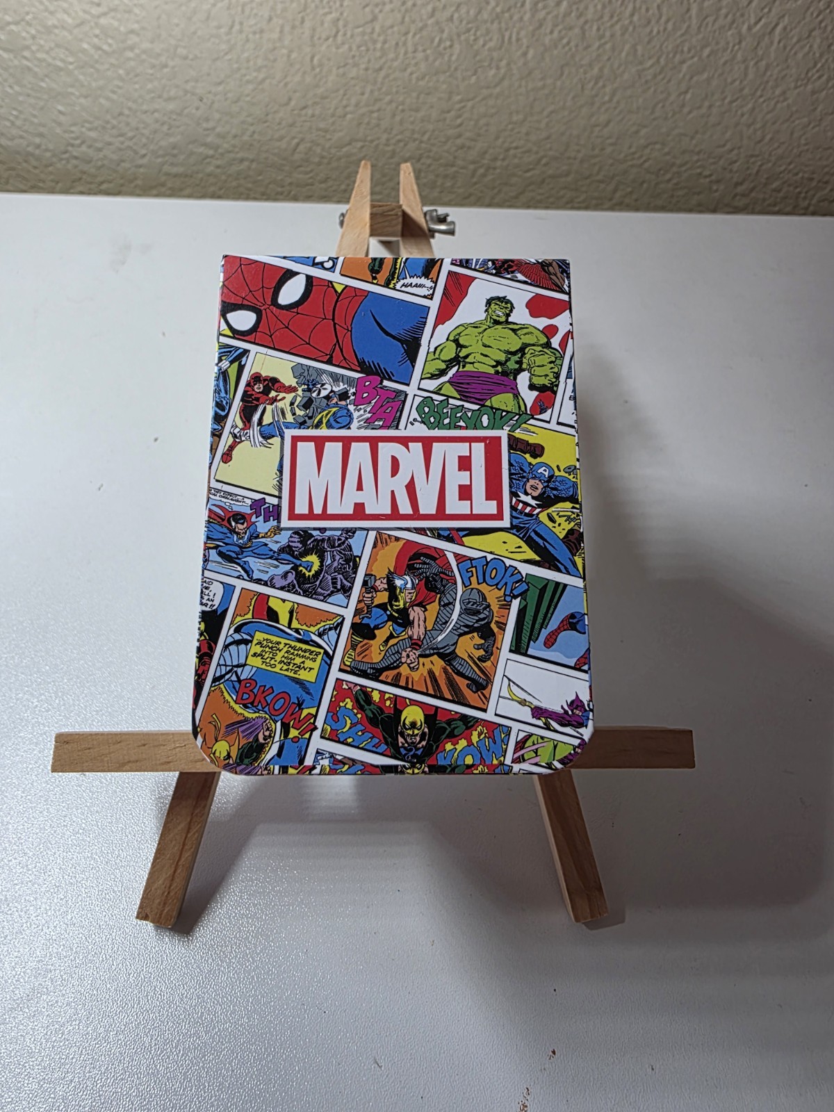 Marvel Comic Dial Quartz Wristwatch Black Silicone Strap Unisex w/Box