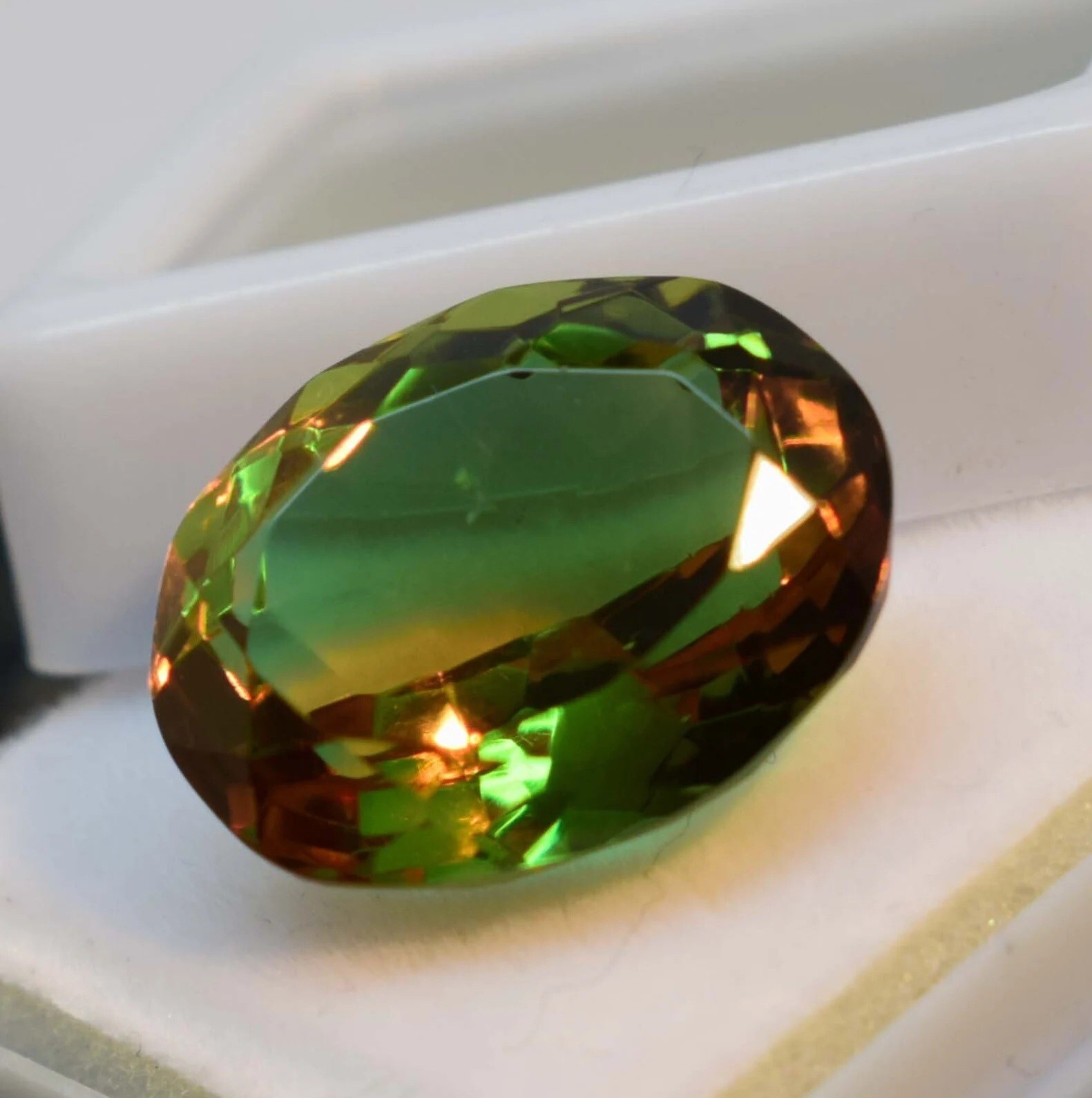 Certified 20.50 Ct Natural Zultanite Color Changing Turkish Oval Loose Gemstone