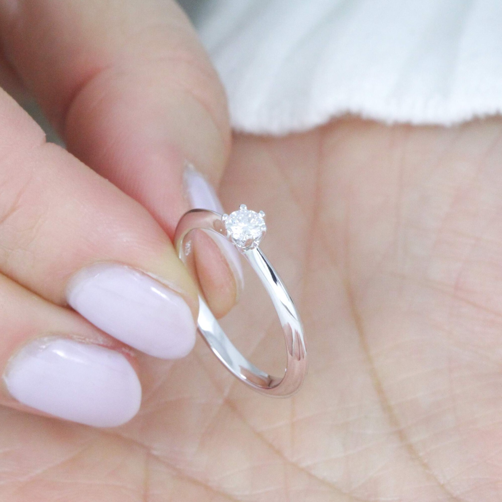 0.3ct Moissanite Solitaire 925 Sterling Silver Engagement Ring Size 3-12 SS0430