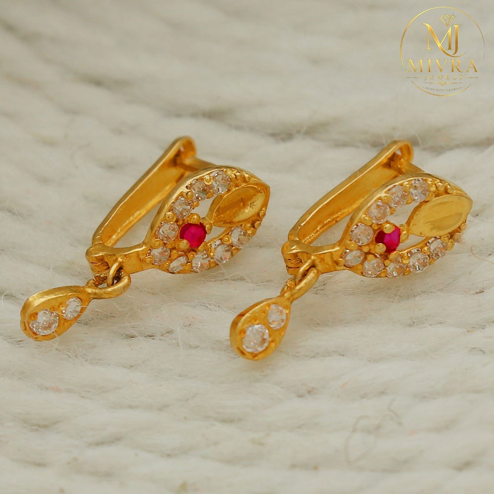 22K Stamp Gold Stud Earrings 1.6cm Lightweight Graduation Gift Business Women