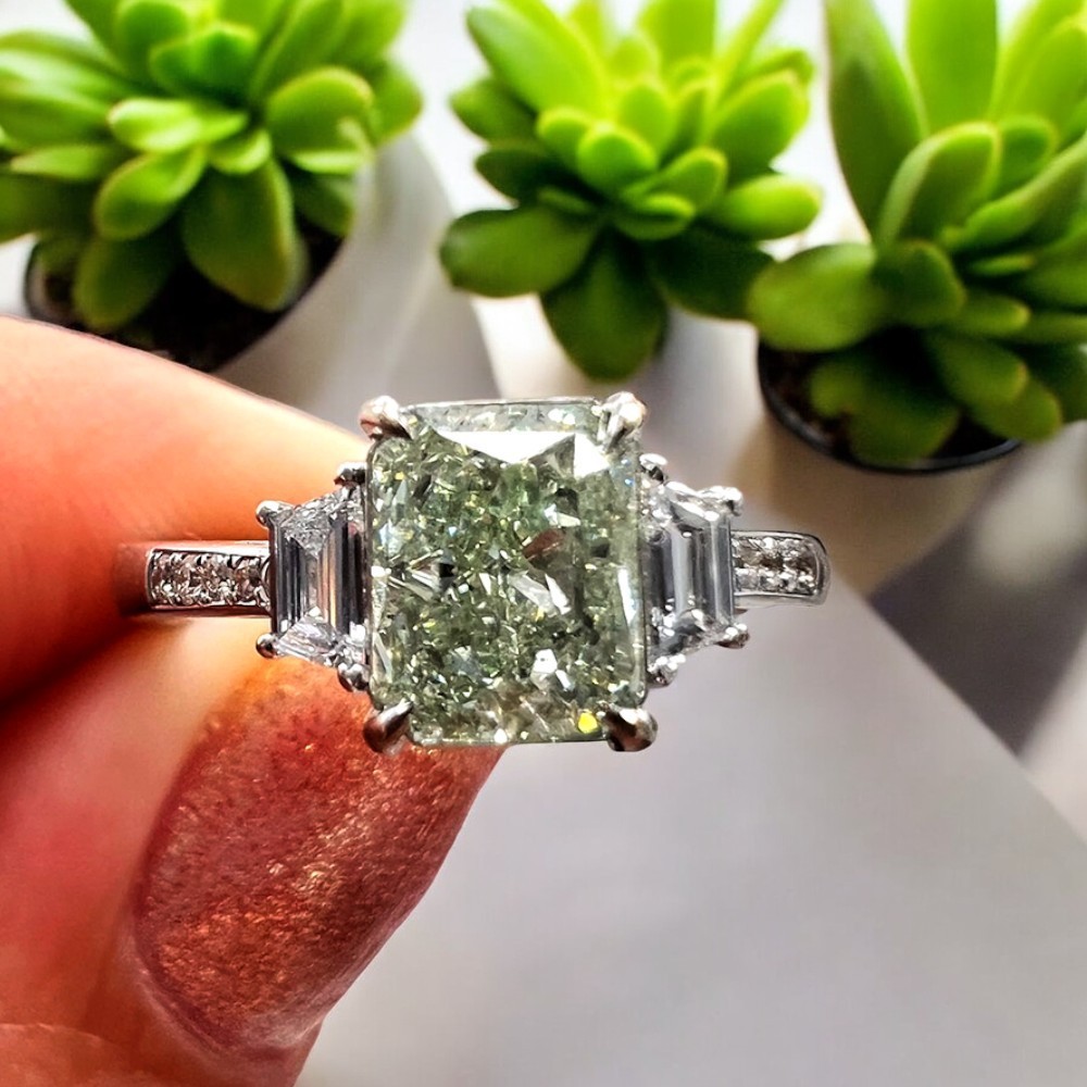 950 Platinum Ring IGI Fancy Intense Green Radiant 1.55 Carat Lab Grown Diamond