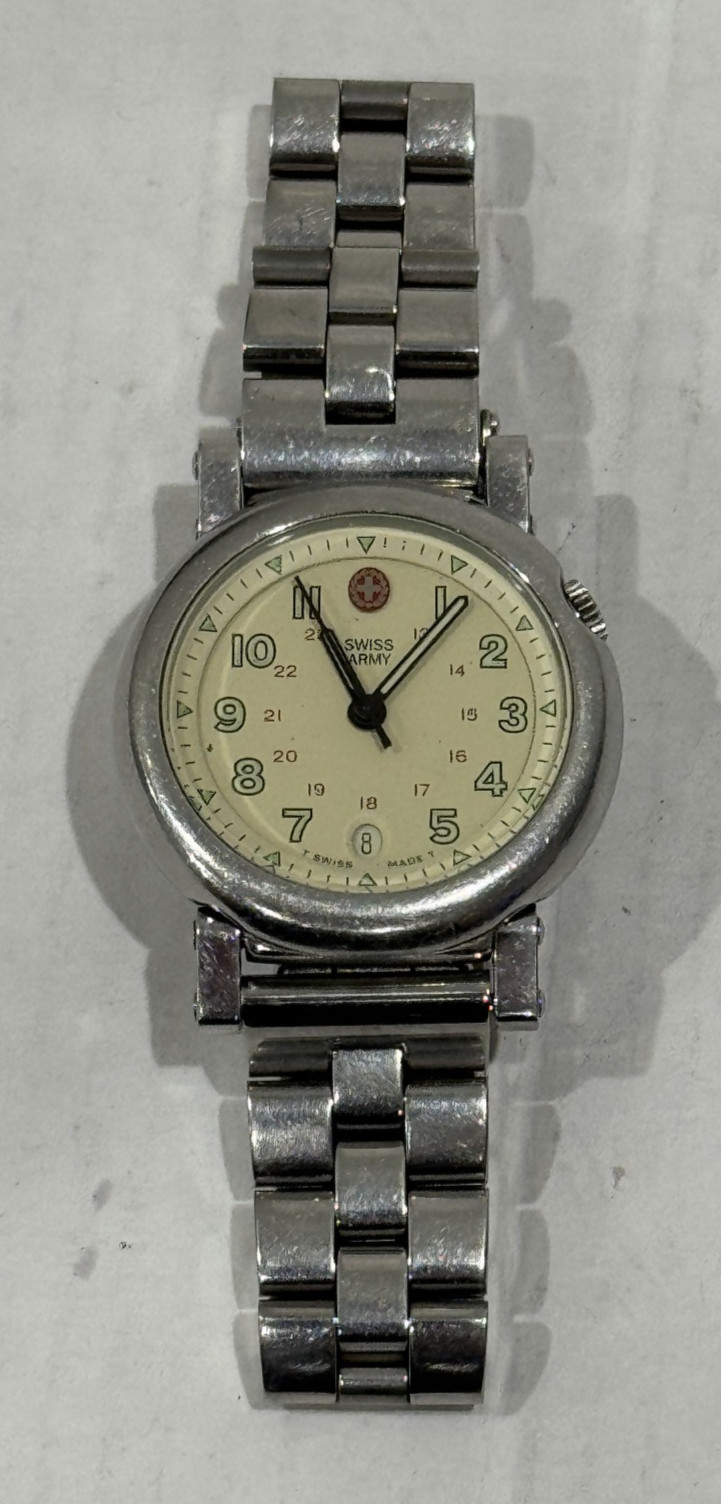 Vintage Rare Victorinox Swiss Army Delta 29mm Women Watch w/ 5cm Steel Bracelet