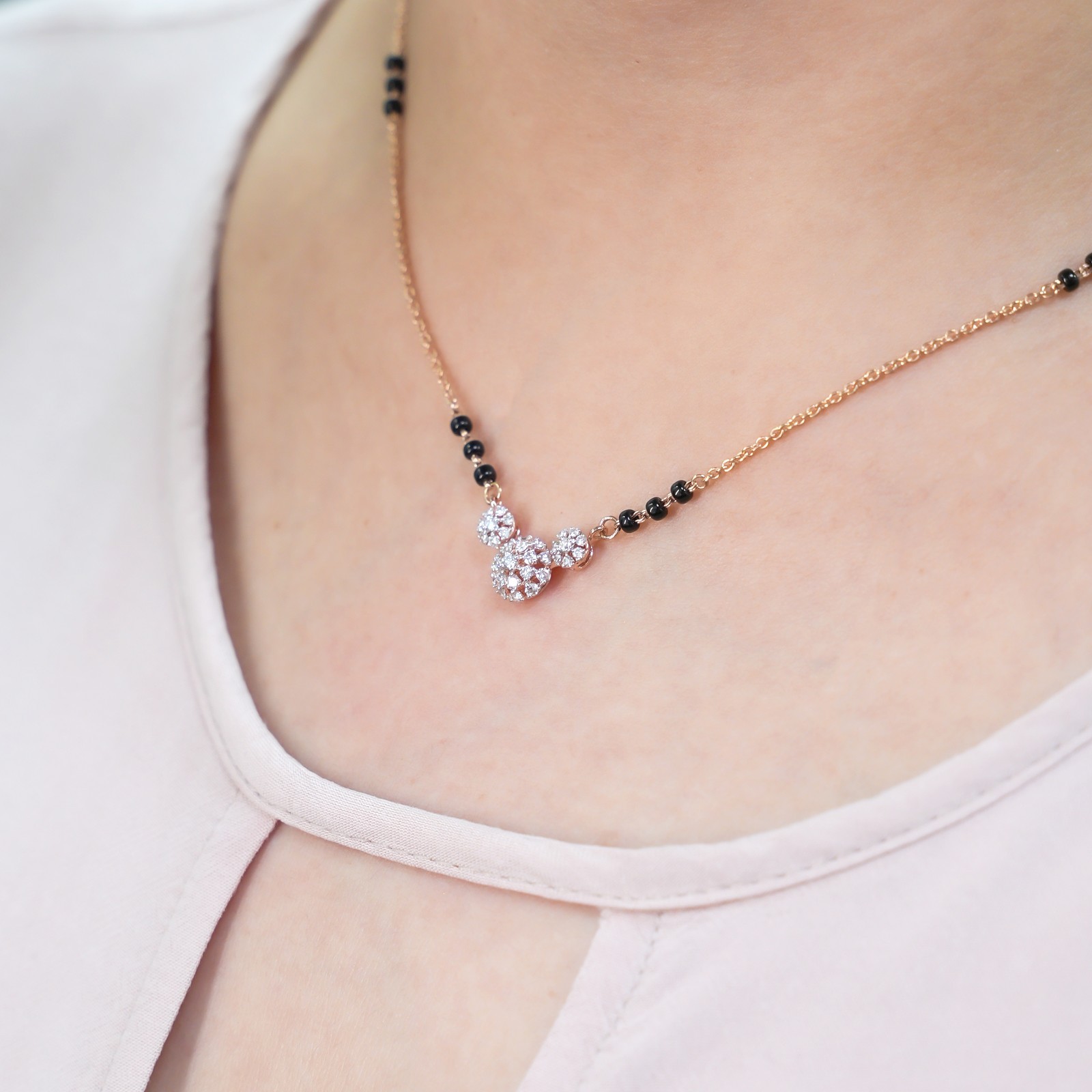 18 KARAT MANGALSUTRA NECKLACE | NATURAL DIAMOND IGI CERTIFIED | WOMAN
