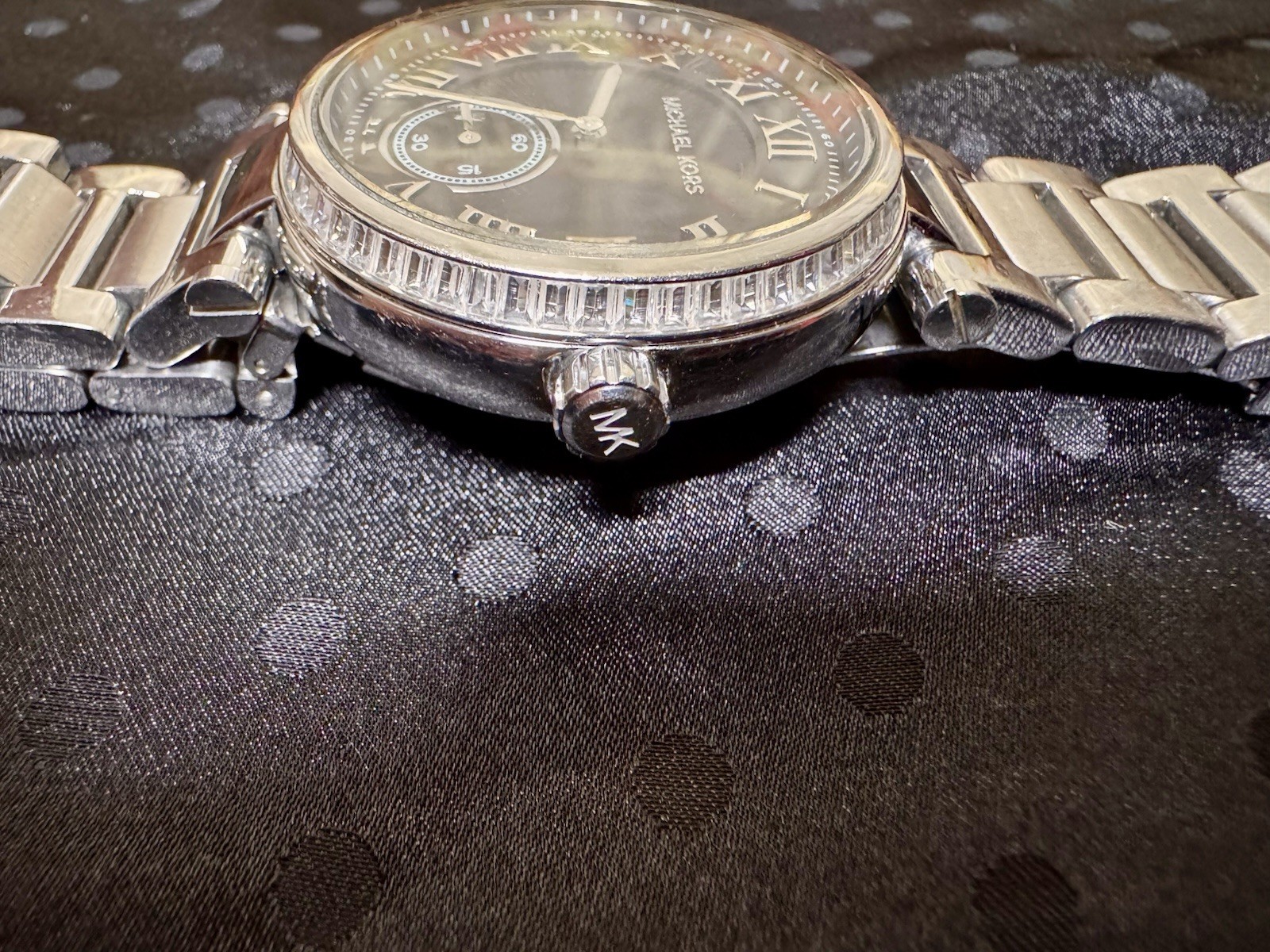 Michael Kors MK6053 Women’s Silver Watch Black Dial Crystal Bezel Needs Battery