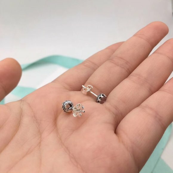 Brand New Genuine Pandora S925 CLEAR Sparkling Crown Stud CZ Earrings 298311CZ