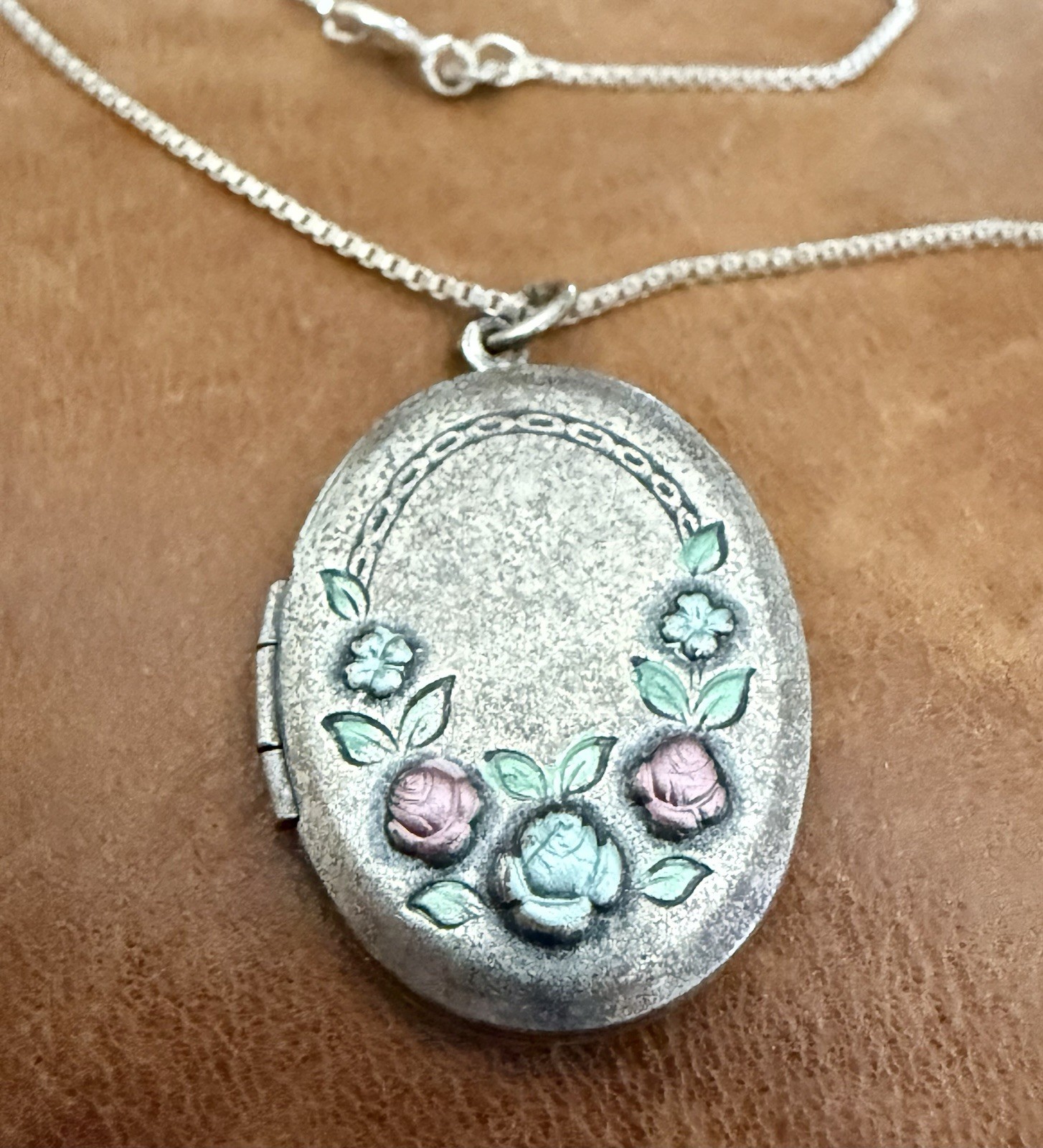 Antique Sterling Silver Enamel Rose Motif Photo Medallion Pendant Necklace 18”in