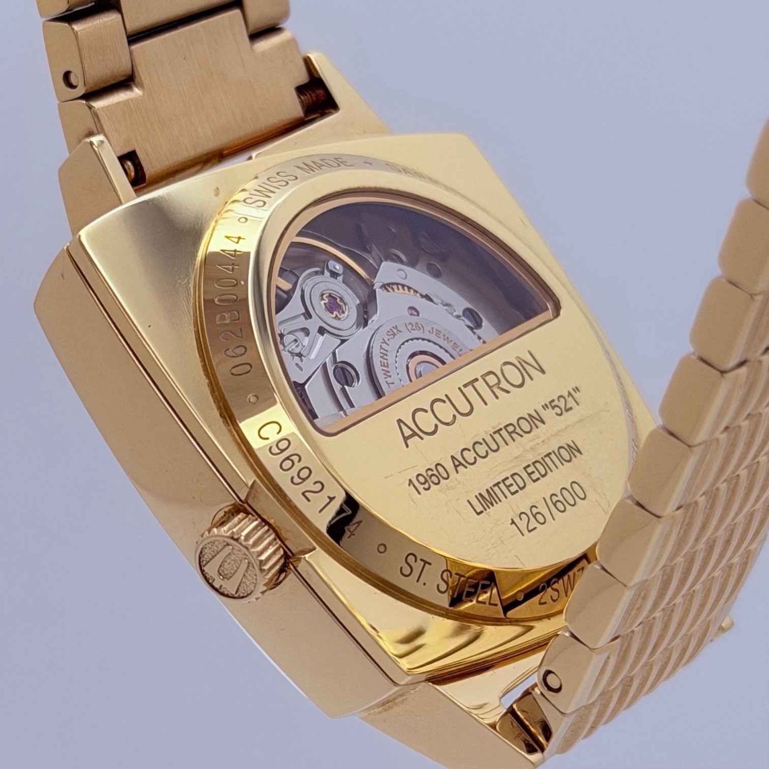 Accutron Legacy 521 2SW7A002 Silver Dial Gold Tone Steel Box Papers