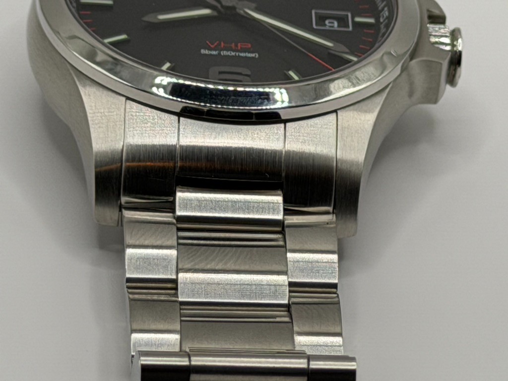 Longines Conquest V.H.P. – Pristine – Full Set – Stainless – Swiss Quartz – 41mm