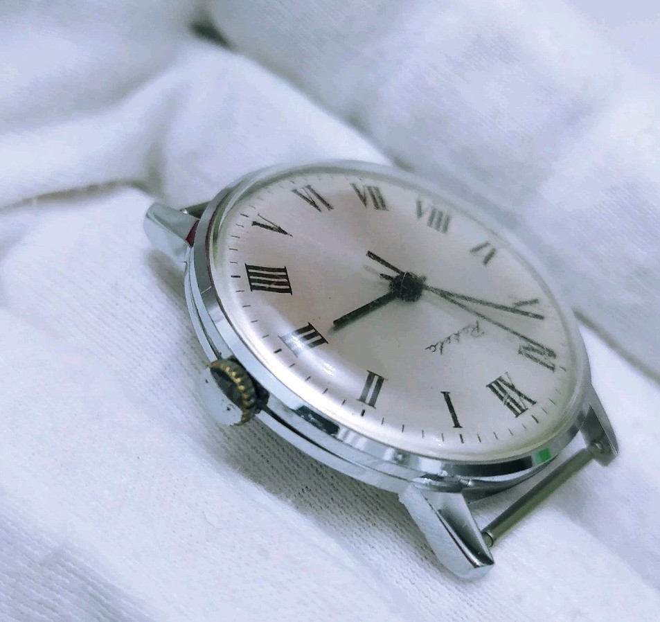 Vintage Soviet Mechanical Wristwatch RAKETA 2609.HA SERVICED.