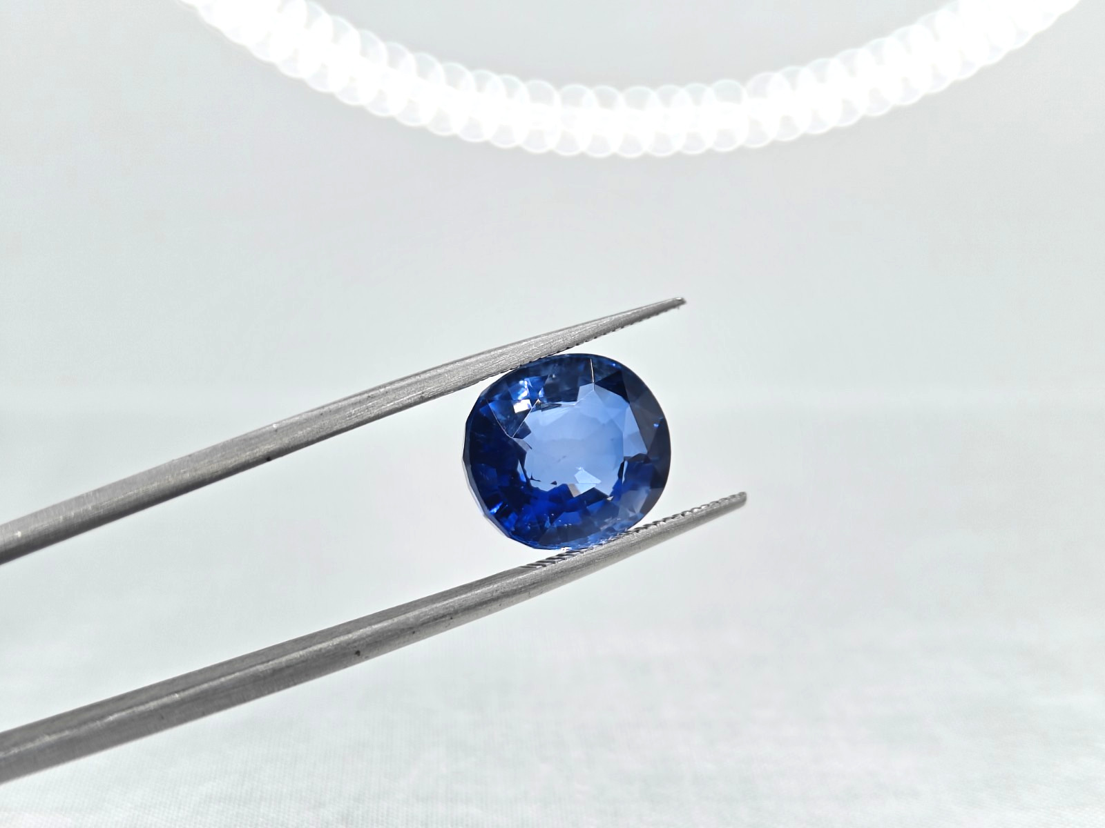 9.5 Ct Natural Blue Sapphire Round GCI Certified 12.1×10.6×7.1mm Sri Lanka