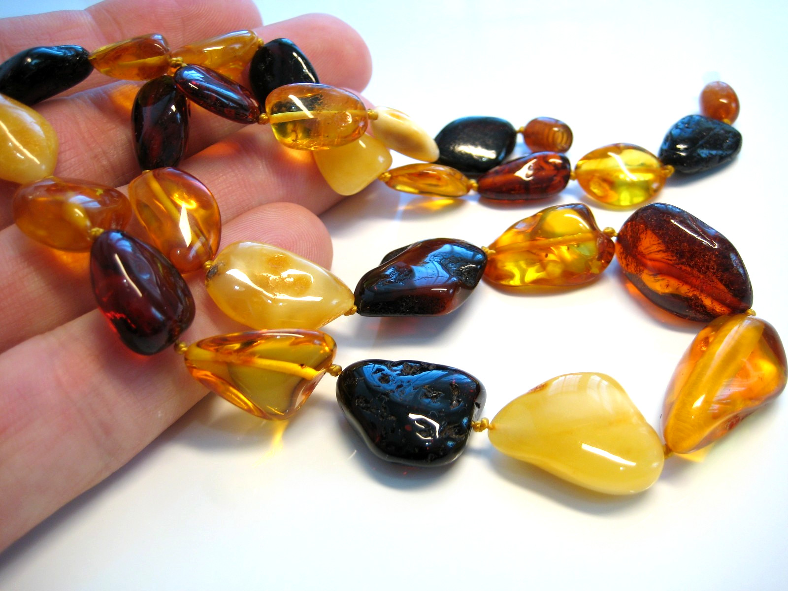 Massive Genuine Multicolor Beautiful Baltic Amber Necklace 23 gr. 20 in. !!!
