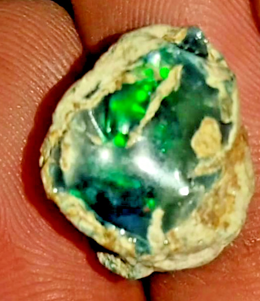 Genuine 6.55 ct Top Grade Black Opal Rough Natural Ethiopian Welo Rainbow Fire