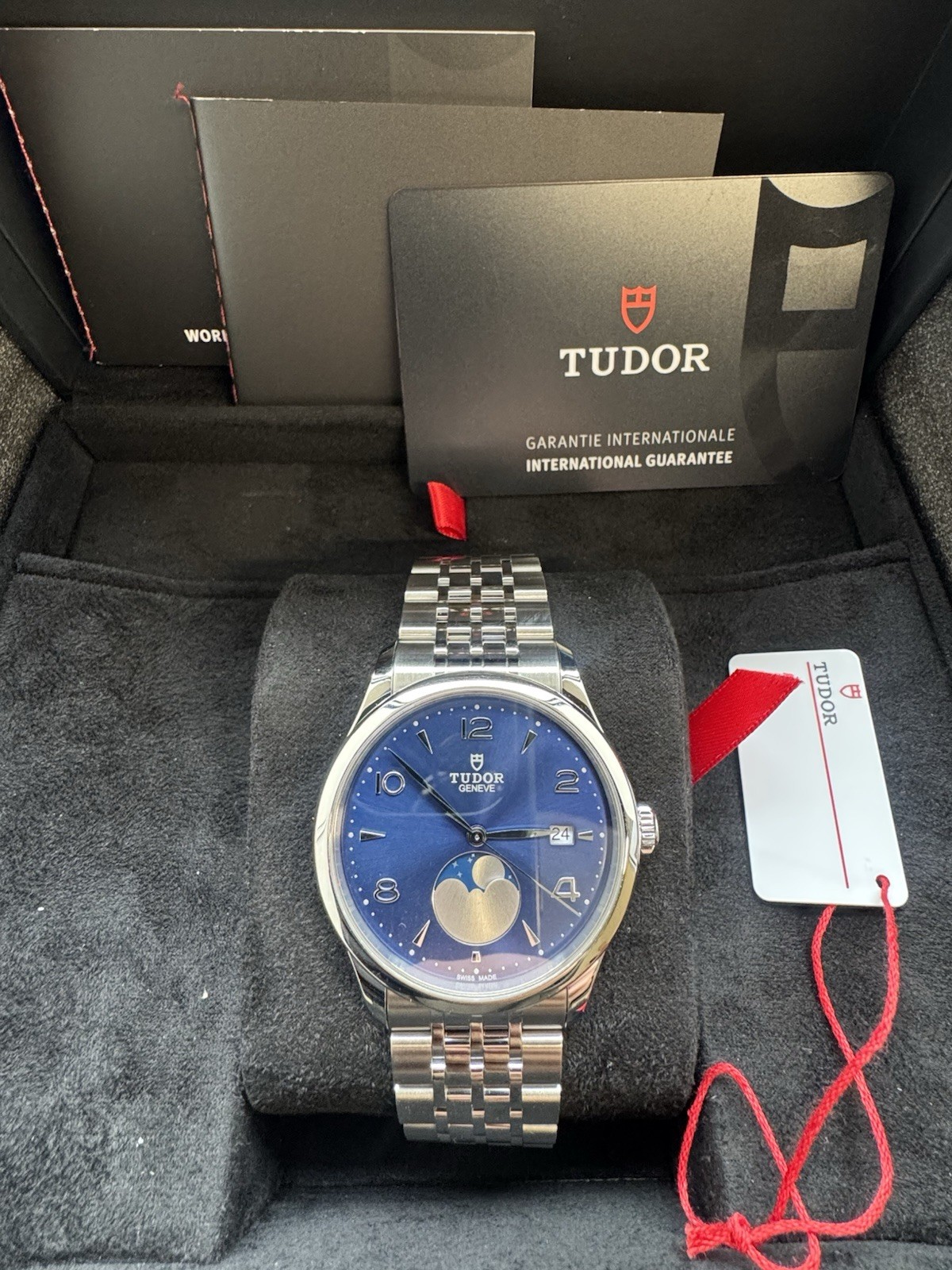 2025 Tudor 1926 Luna 39mm Mens Watch Steel Moon Phase Blue Dial M91560-0002